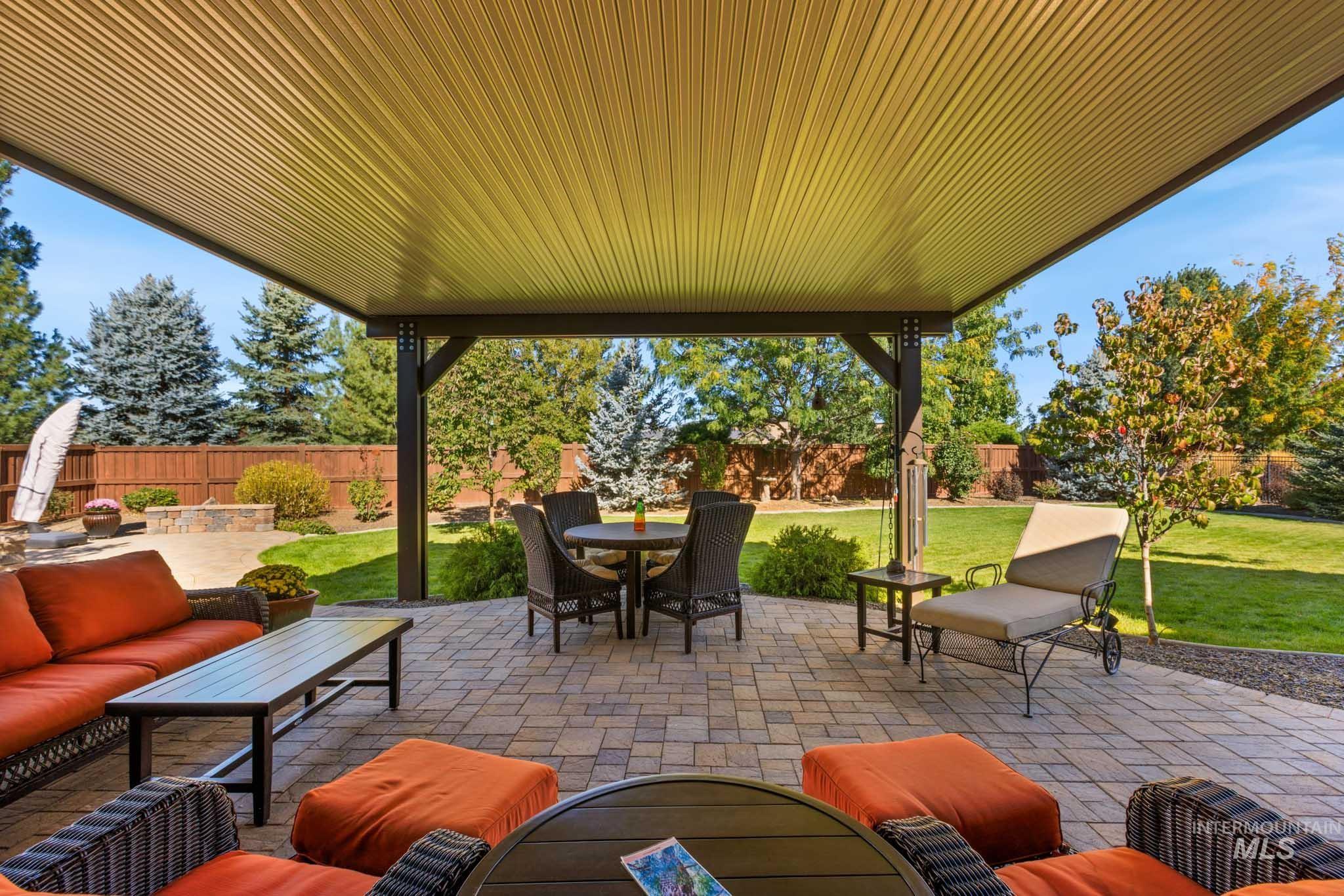 9608 W Twisted Vine Dr, Star, Idaho 83669, 4 Bedrooms, 3 Bathrooms, Residential For Sale, Price $899,000,MLS 99002774