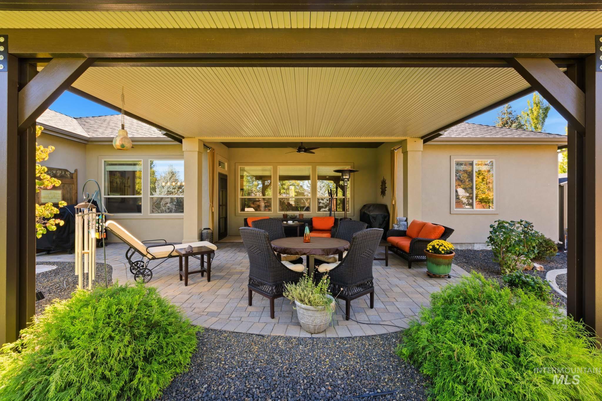 9608 W Twisted Vine Dr, Star, Idaho 83669, 4 Bedrooms, 3 Bathrooms, Residential For Sale, Price $899,000,MLS 99002774