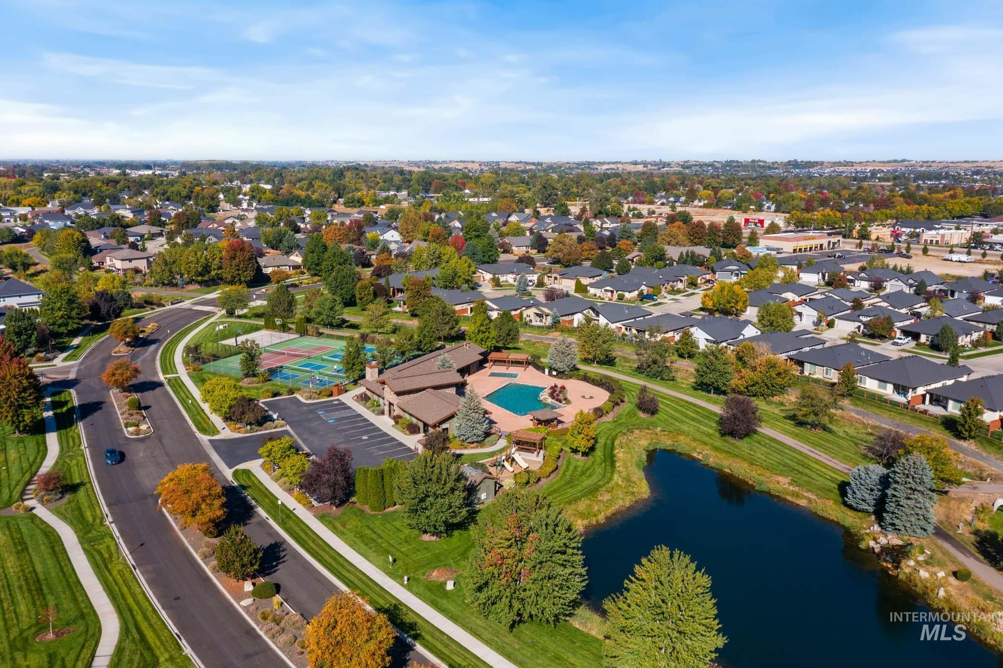9608 W Twisted Vine Dr, Star, Idaho 83669, 4 Bedrooms, 3 Bathrooms, Residential For Sale, Price $899,000,MLS 99002774