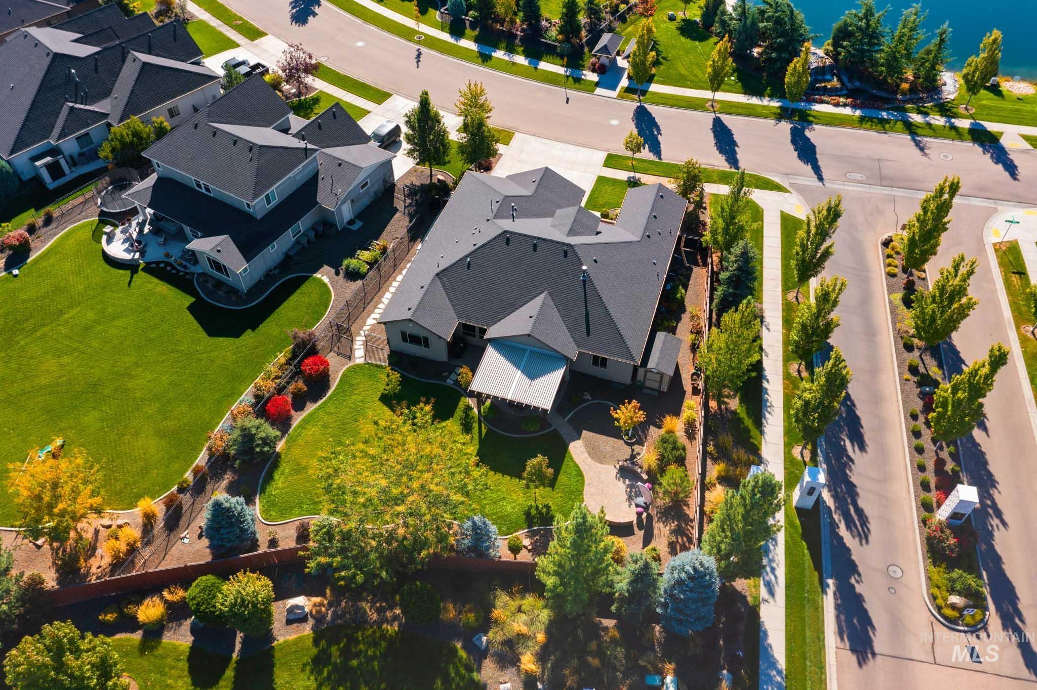 9608 W Twisted Vine Dr, Star, Idaho 83669, 4 Bedrooms, 3 Bathrooms, Residential For Sale, Price $899,000,MLS 99002774