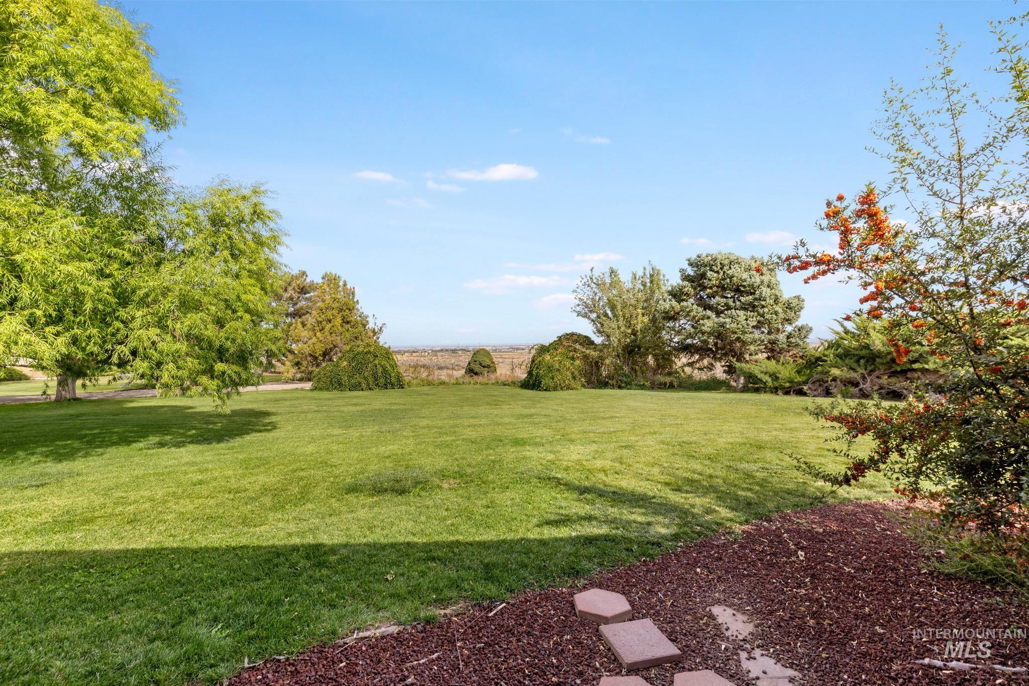 3255 A N 3000 E, Twin Falls, Idaho 83301, 3 Bedrooms, 2 Bathrooms, Residential For Sale, Price $490,000,MLS 99002775
