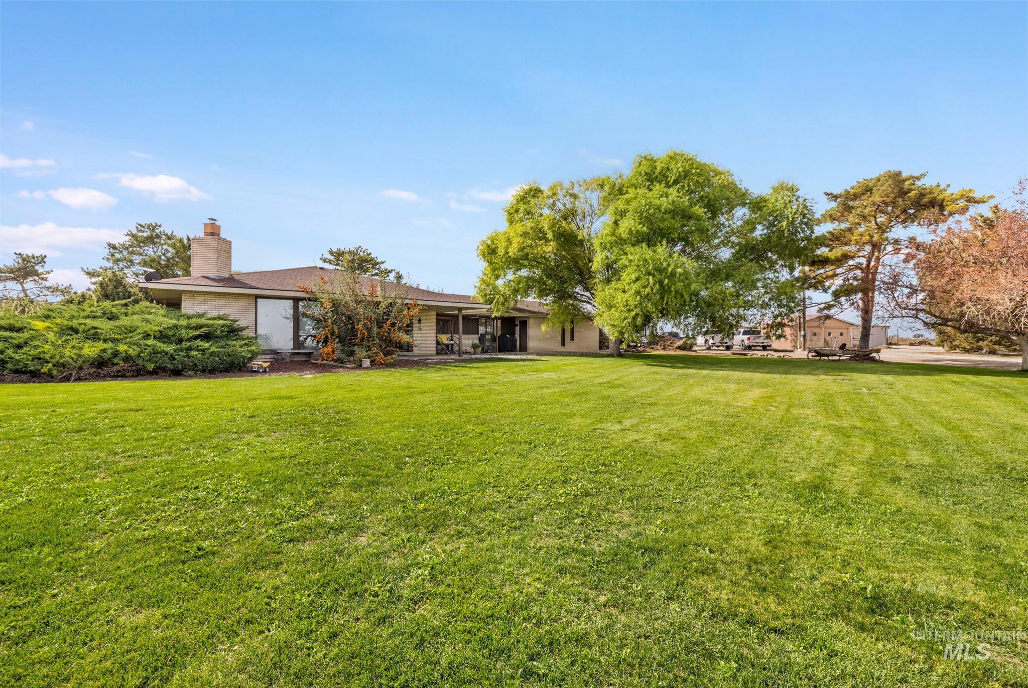 3255 A N 3000 E, Twin Falls, Idaho 83301, 3 Bedrooms, 2 Bathrooms, Residential For Sale, Price $490,000,MLS 99002775