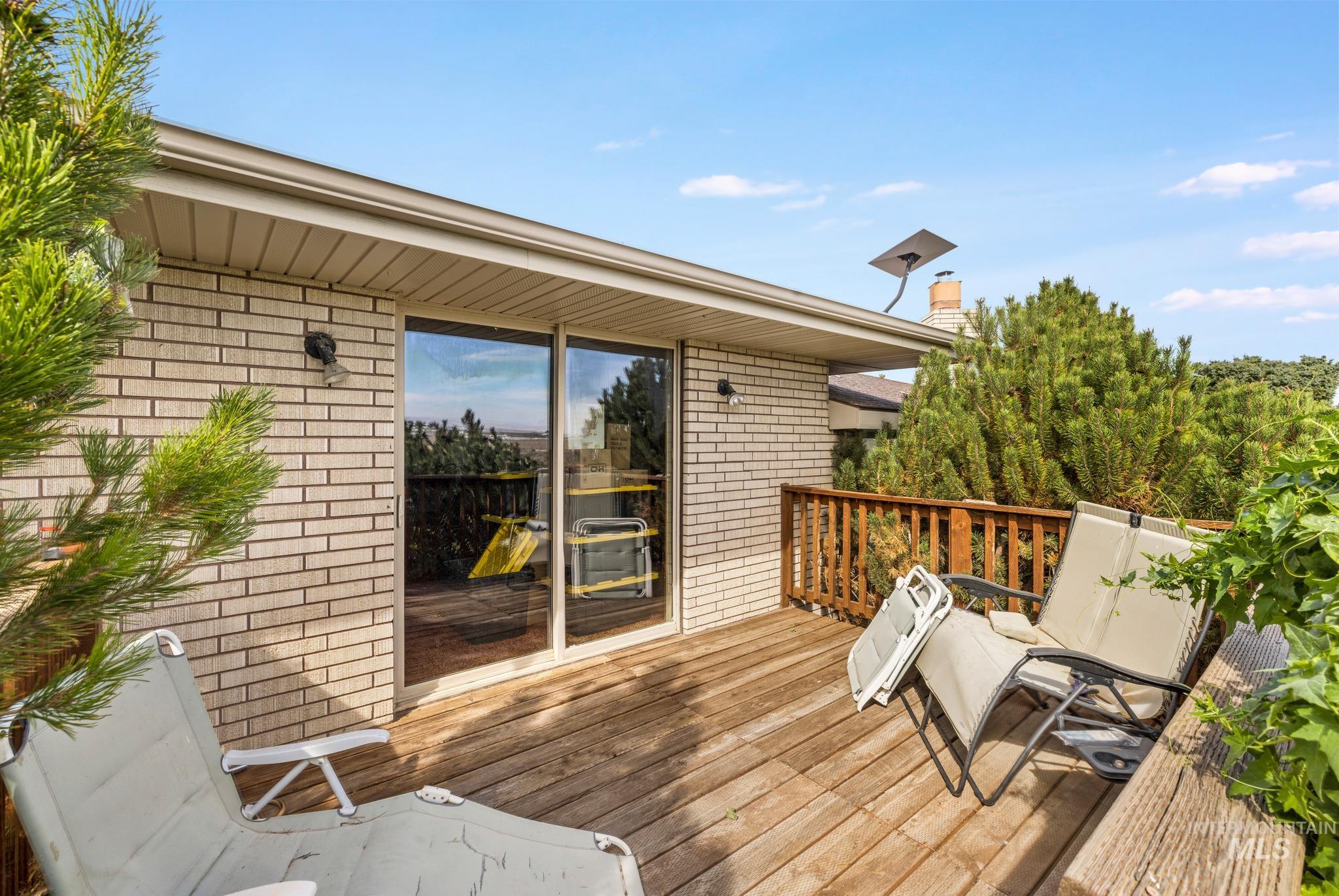3255 A N 3000 E, Twin Falls, Idaho 83301, 3 Bedrooms, 2 Bathrooms, Residential For Sale, Price $490,000,MLS 99002775
