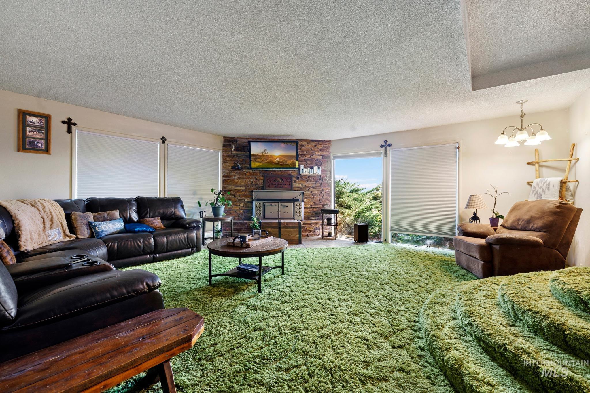 3255 A N 3000 E, Twin Falls, Idaho 83301, 3 Bedrooms, 2 Bathrooms, Residential For Sale, Price $490,000,MLS 99002775