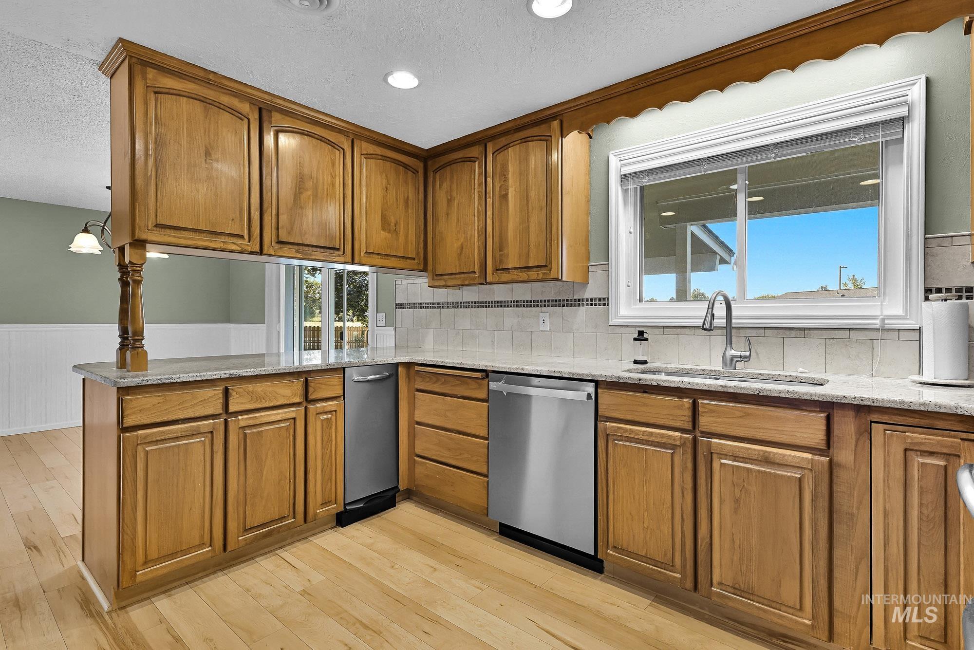 7625 W Cherrywood Dr, Boise, Idaho 83704, 5 Bedrooms, 3 Bathrooms, Residential For Sale, Price $649,900,MLS 99002776