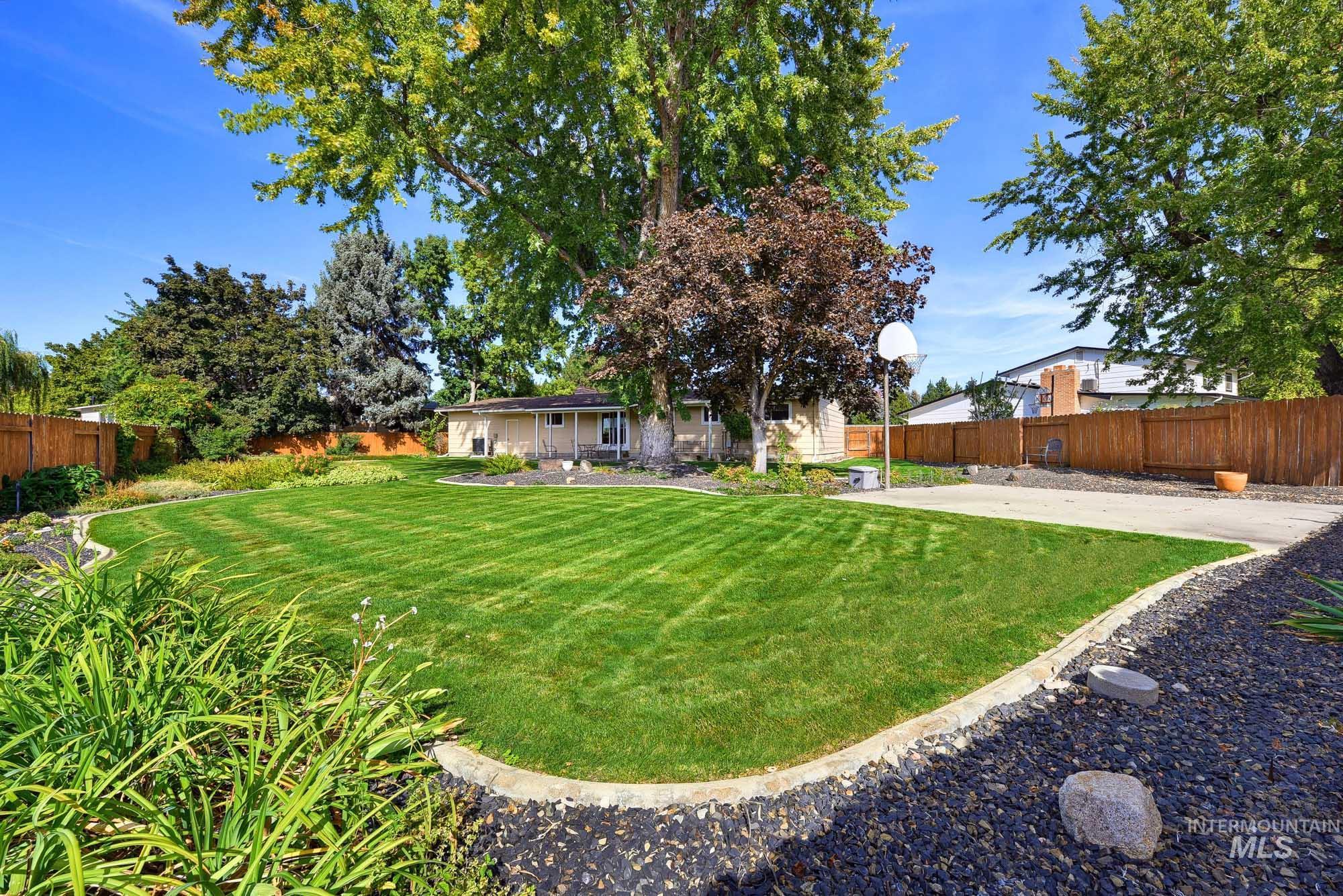 7625 W Cherrywood Dr, Boise, Idaho 83704, 5 Bedrooms, 3 Bathrooms, Residential For Sale, Price $649,900,MLS 99002776