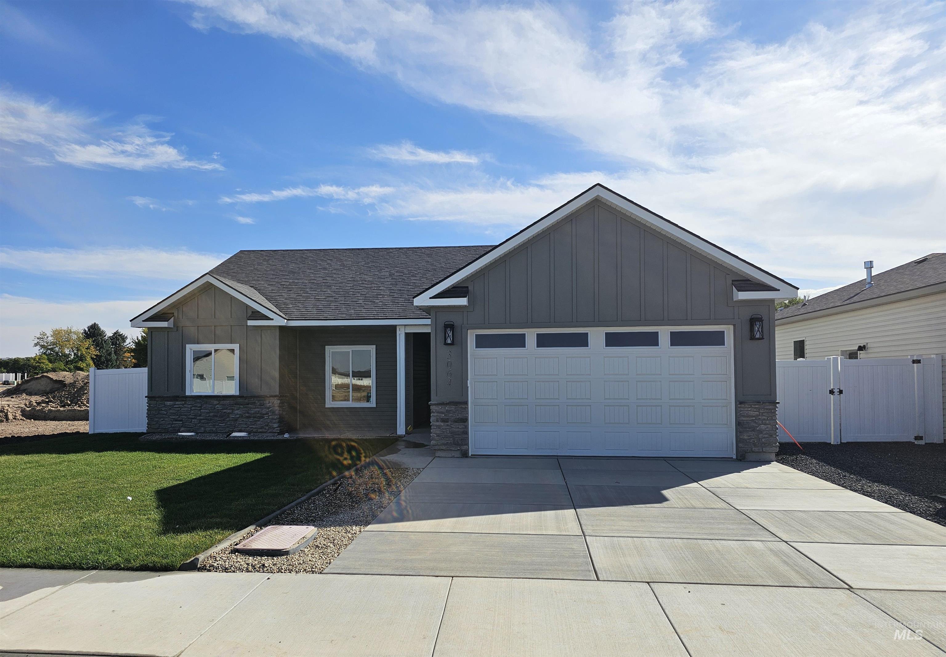 3064 Capricorn Ave, Twin Falls, Idaho 83301, 4 Bedrooms, 2 Bathrooms, Residential For Sale, Price $415,000,MLS 99002777