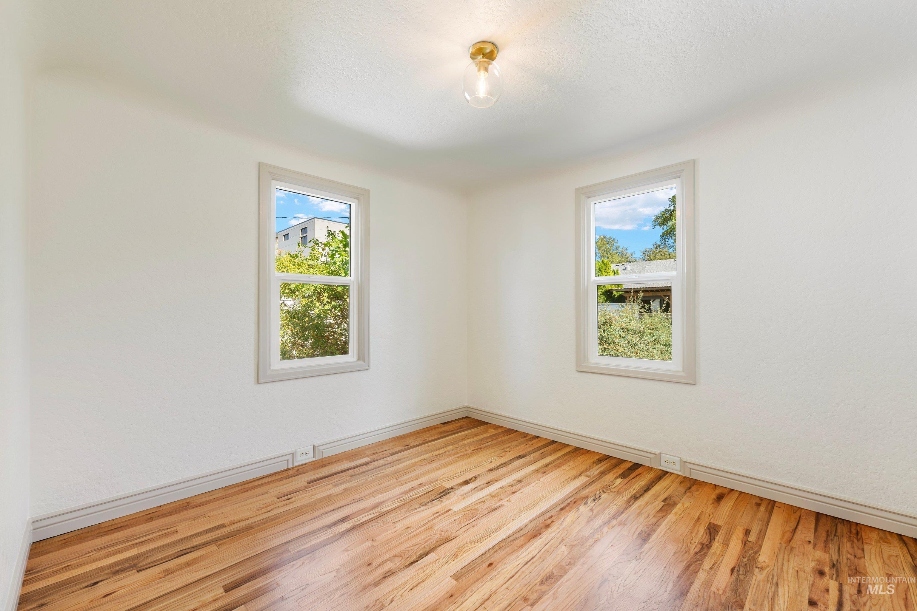 616 N Pond, Boise, Idaho 83706, 4 Bedrooms, 2 Bathrooms, Residential For Sale, Price $459,900,MLS 99002778