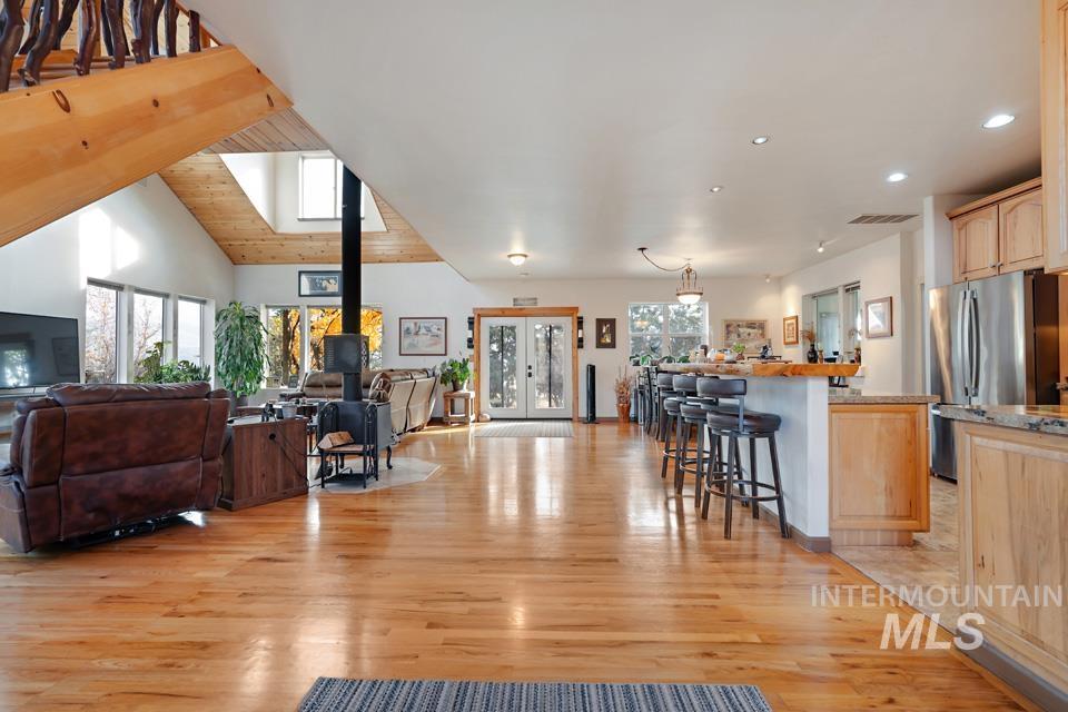 7025 Bluebird Lane, Sweet, Idaho 83670, 2 Bedrooms, 3 Bathrooms, Residential For Sale, Price $799,900,MLS 99002779