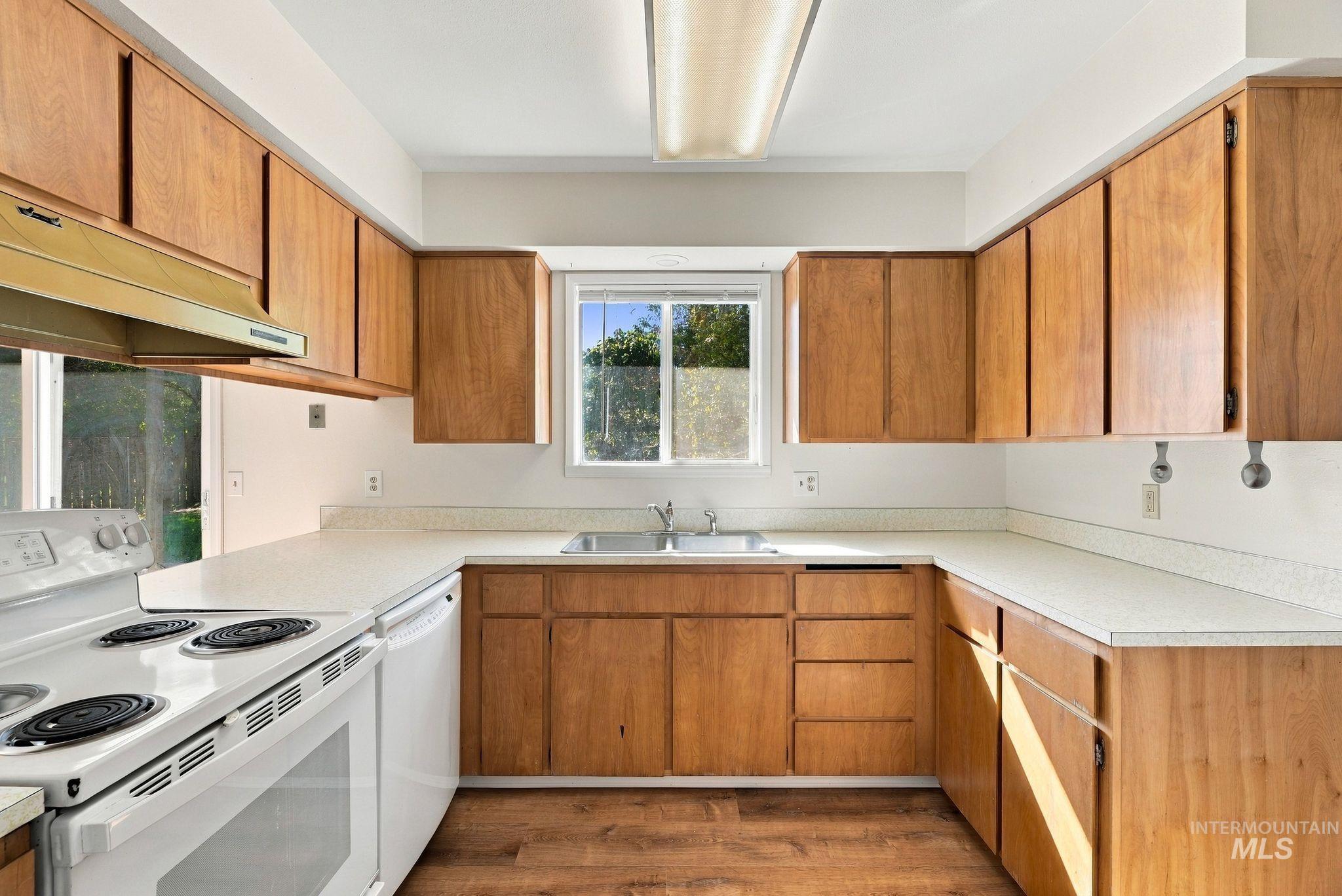 2006 Powers Drive, Lewiston, Idaho 83501, 3 Bedrooms, 1.5 Bathrooms, Residential For Sale, Price $315,000,MLS 99002781