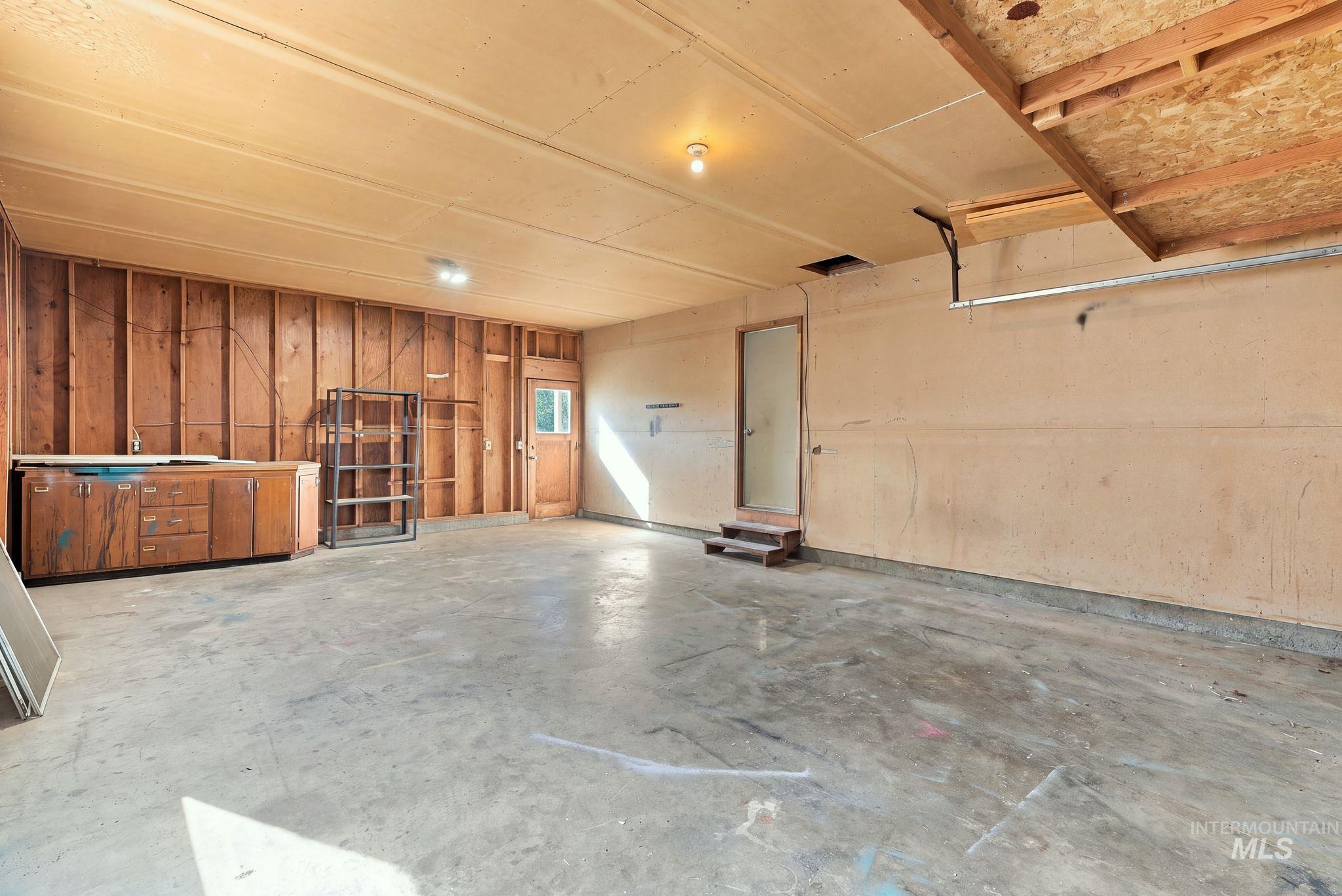 2006 Powers Drive, Lewiston, Idaho 83501, 3 Bedrooms, 1.5 Bathrooms, Residential For Sale, Price $315,000,MLS 99002781