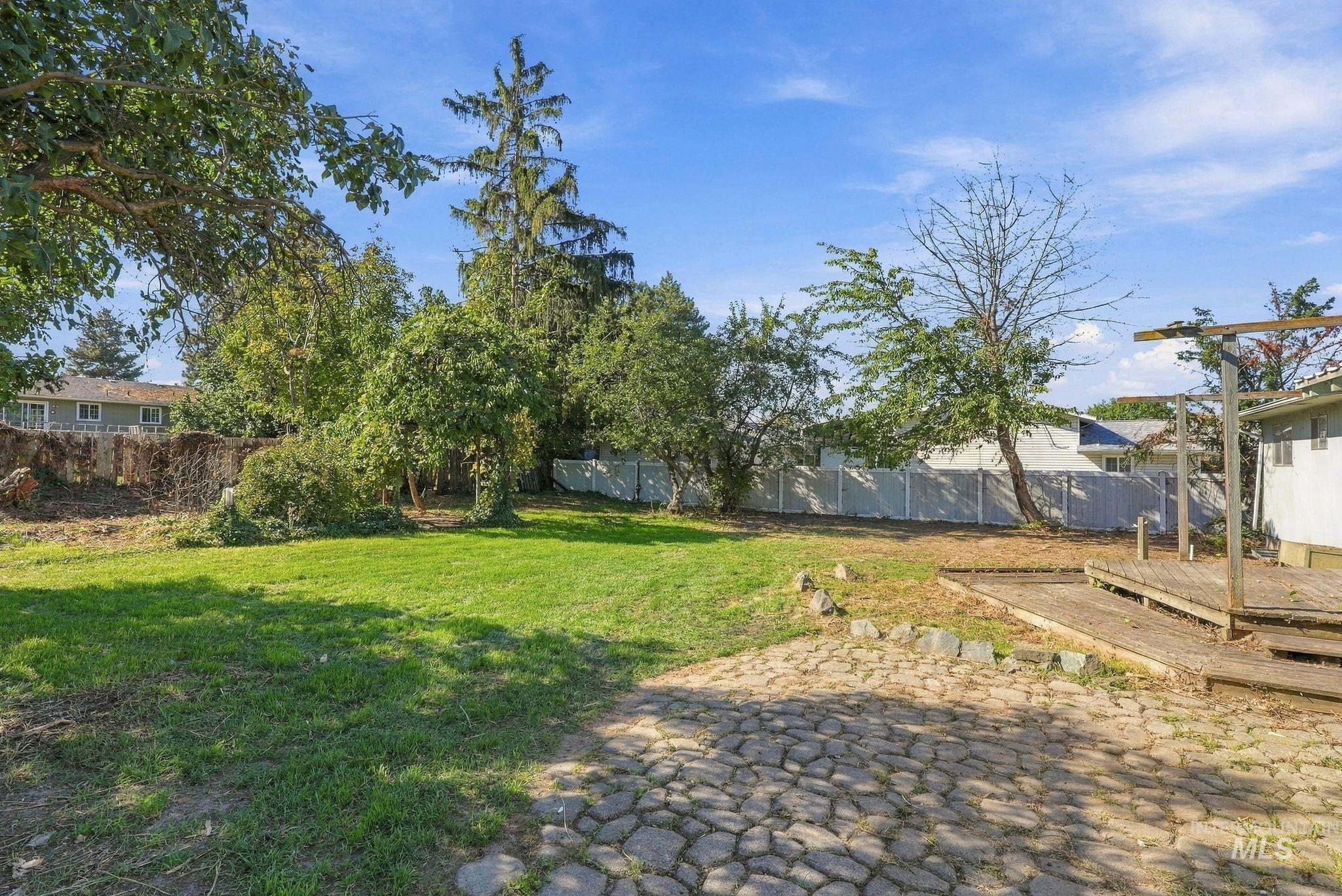 2006 Powers Drive, Lewiston, Idaho 83501, 3 Bedrooms, 1.5 Bathrooms, Residential For Sale, Price $315,000,MLS 99002781