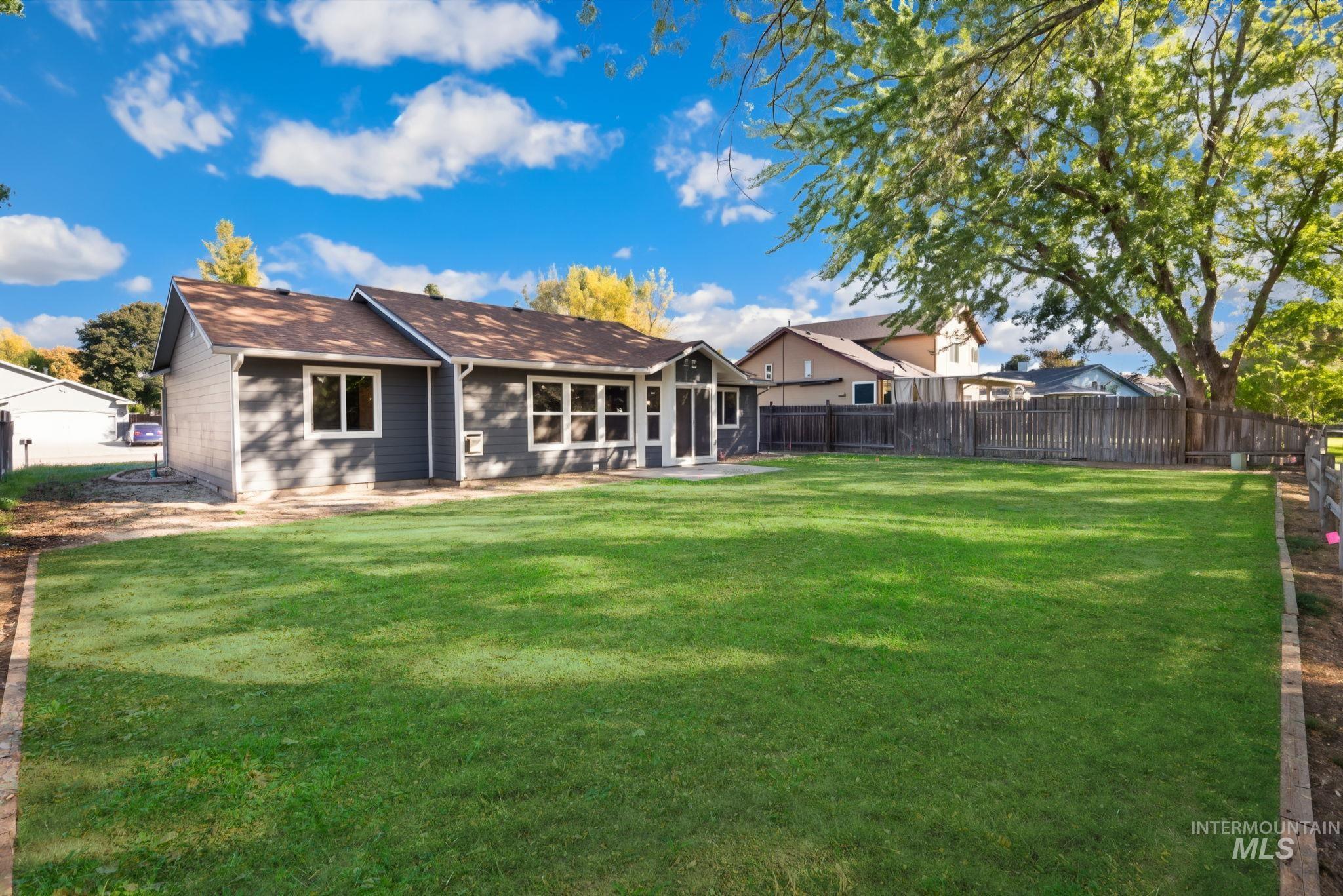 3593 E Eisenhower Dr., Meridian, Idaho 83642, 3 Bedrooms, 2 Bathrooms, Residential For Sale, Price $477,900,MLS 99002782