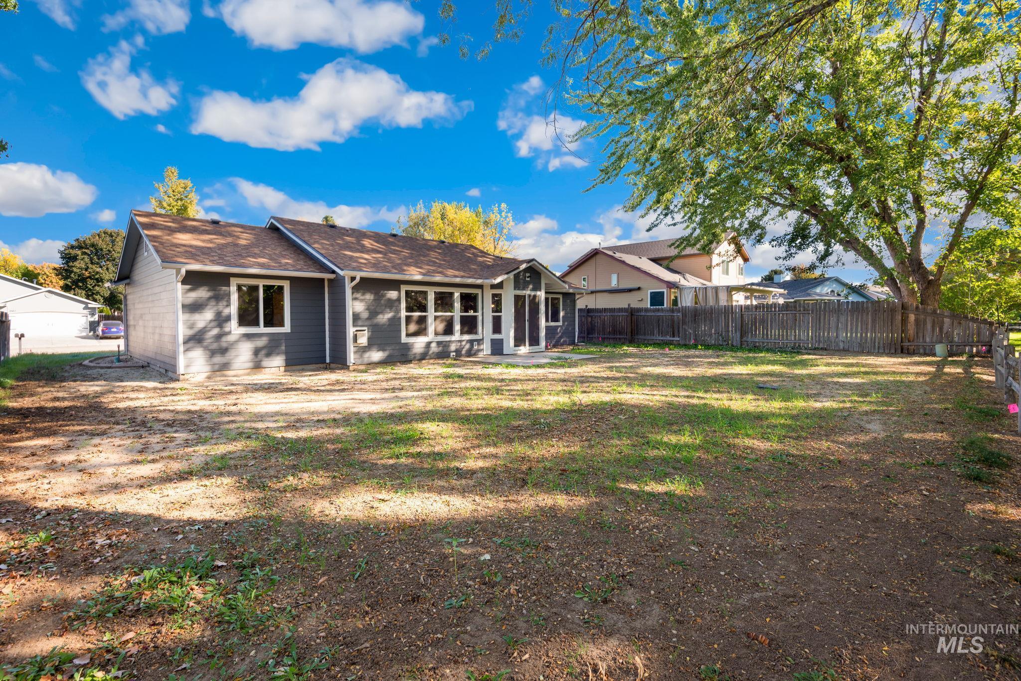 3593 E Eisenhower Dr., Meridian, Idaho 83642, 3 Bedrooms, 2 Bathrooms, Residential For Sale, Price $477,900,MLS 99002782