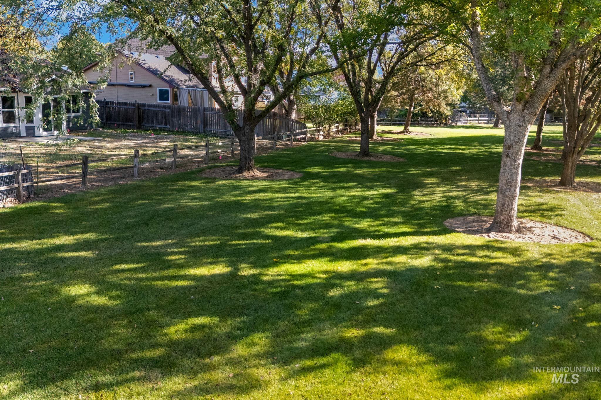 3593 E Eisenhower Dr., Meridian, Idaho 83642, 3 Bedrooms, 2 Bathrooms, Residential For Sale, Price $477,900,MLS 99002782