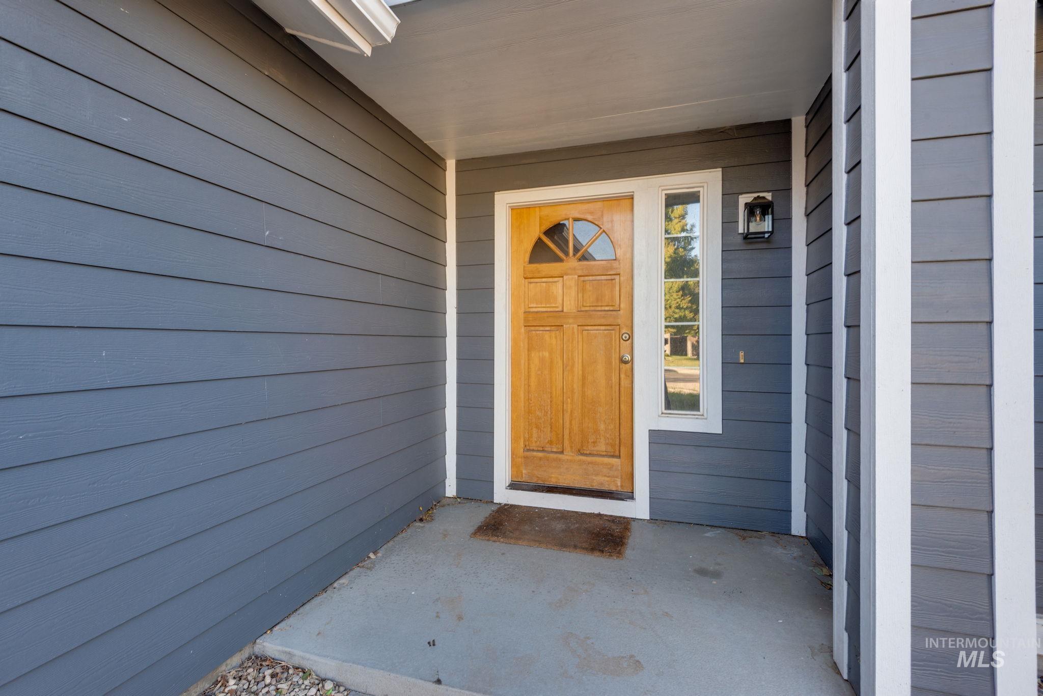 3593 E Eisenhower Dr., Meridian, Idaho 83642, 3 Bedrooms, 2 Bathrooms, Residential For Sale, Price $477,900,MLS 99002782