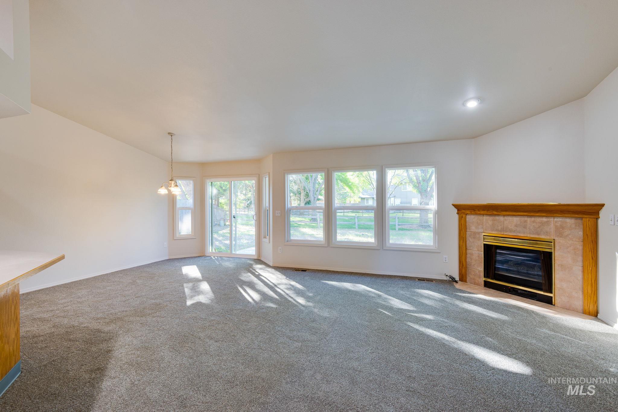 3593 E Eisenhower Dr., Meridian, Idaho 83642, 3 Bedrooms, 2 Bathrooms, Residential For Sale, Price $477,900,MLS 99002782