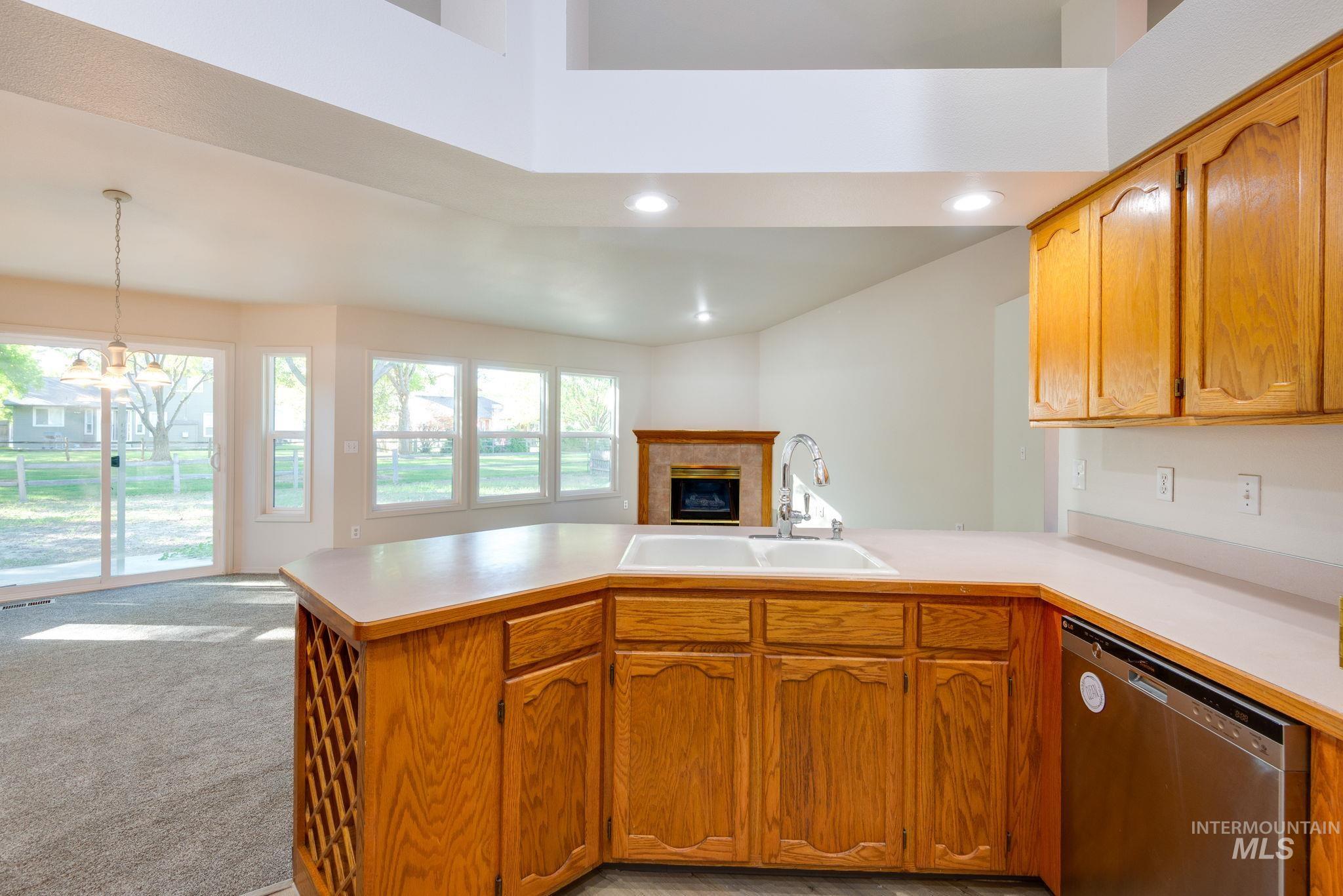 3593 E Eisenhower Dr., Meridian, Idaho 83642, 3 Bedrooms, 2 Bathrooms, Residential For Sale, Price $477,900,MLS 99002782