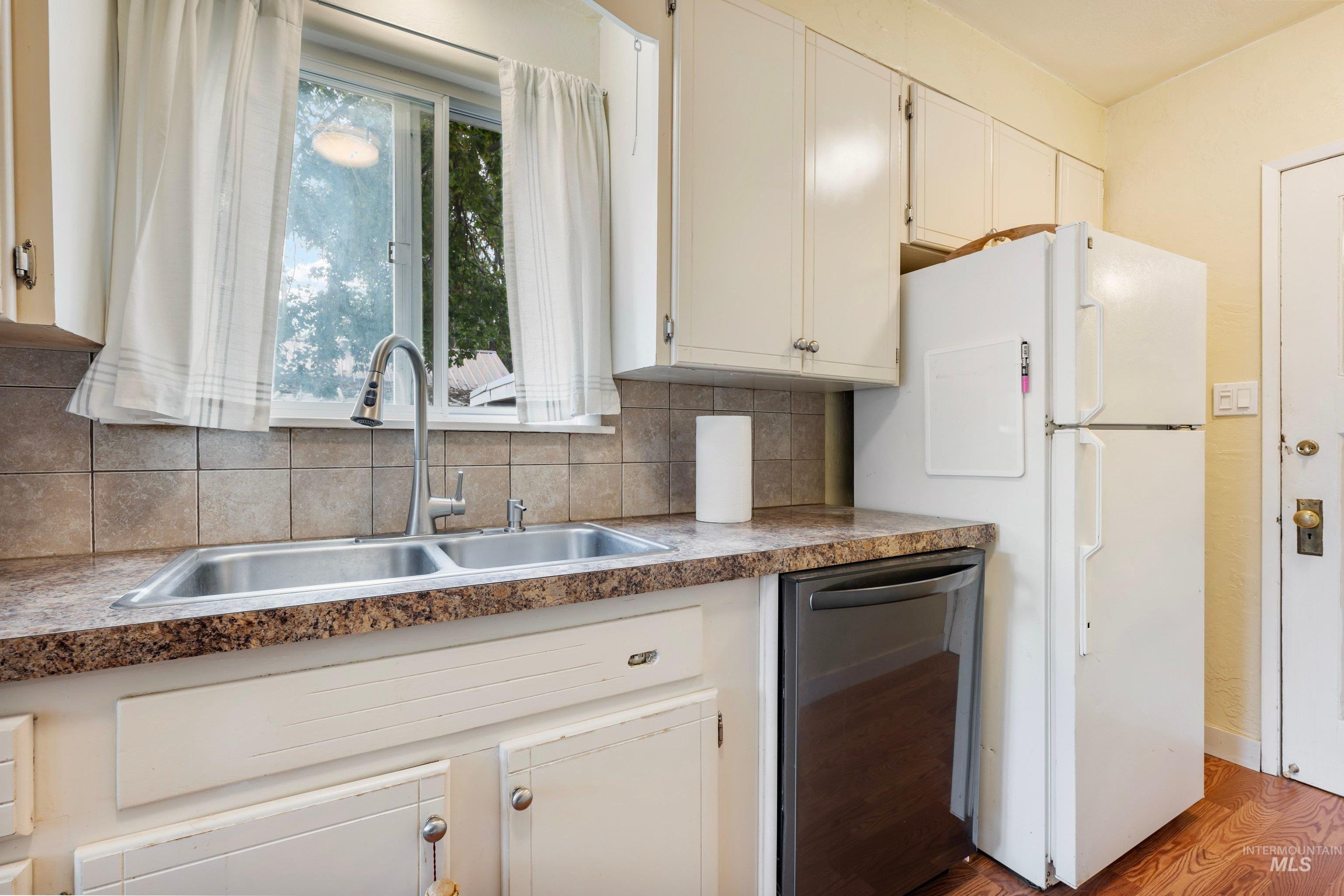 1707 4th St S, Nampa, Idaho 83651, 1 Bedroom, 1 Bathroom, Residential For Sale, Price $290,000,MLS 99002784