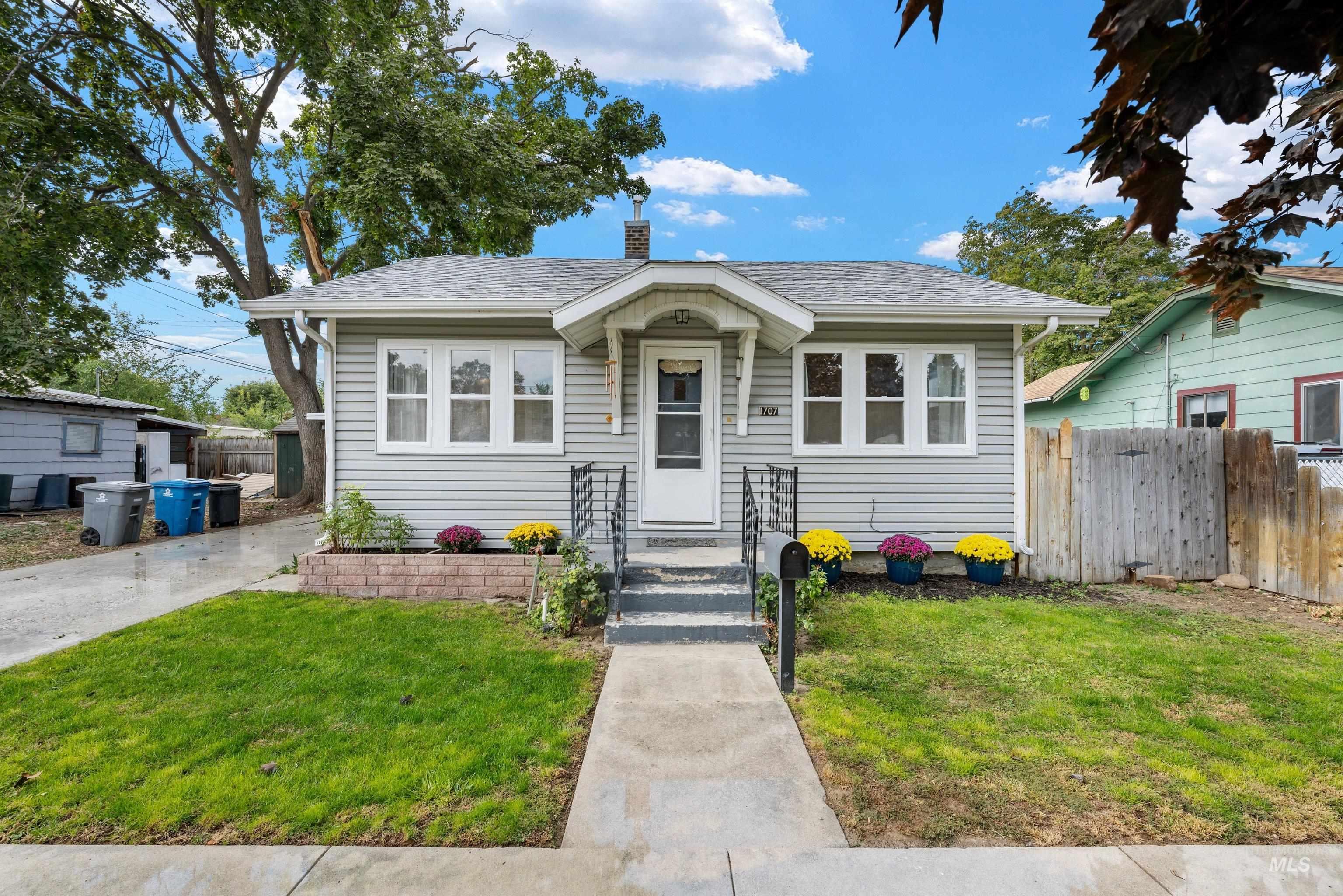 1707 4th St S, Nampa, Idaho 83651, 1 Bedroom, 1 Bathroom, Residential For Sale, Price $290,000,MLS 99002784