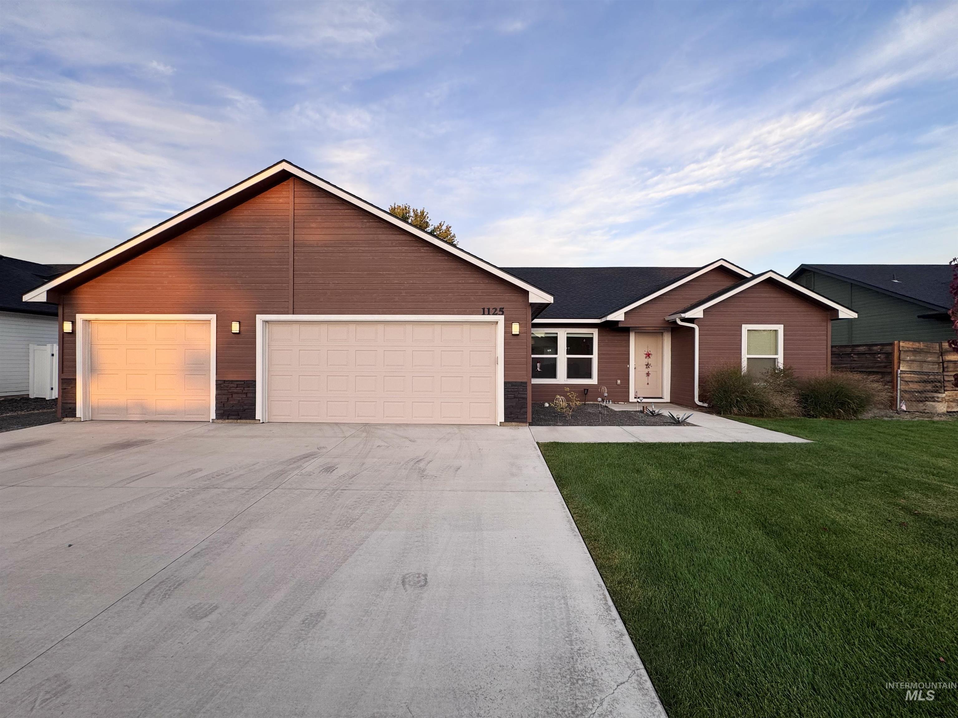 1125 W 10th, Weiser, Idaho 83672, 3 Bedrooms, 2 Bathrooms, Residential For Sale, Price $420,000,MLS 99002786