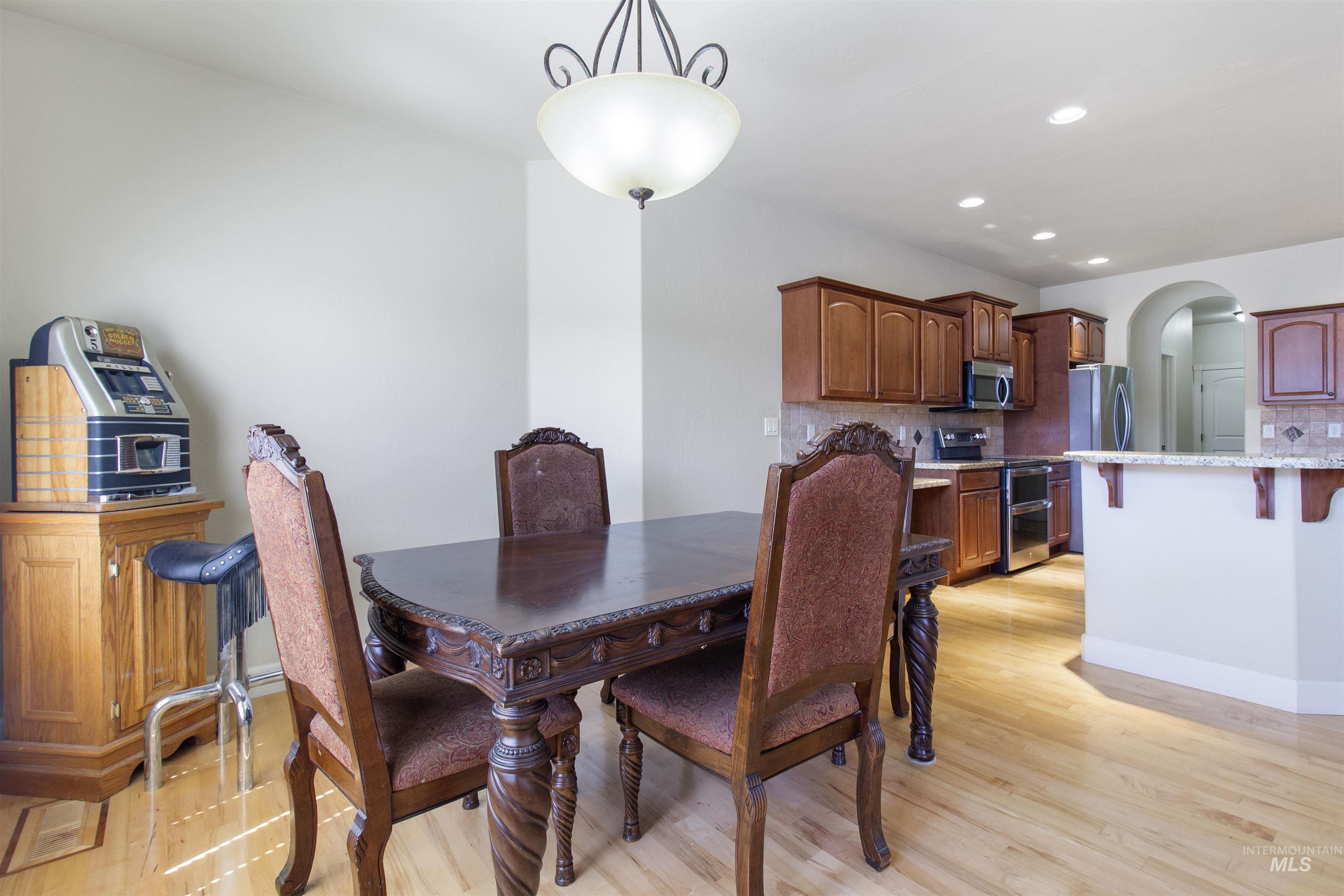 1861 Canyon Park Ct, Twin Falls, Idaho 83301, 3 Bedrooms, 2.5 Bathrooms, Residential For Sale, Price $599,900,MLS 99002789