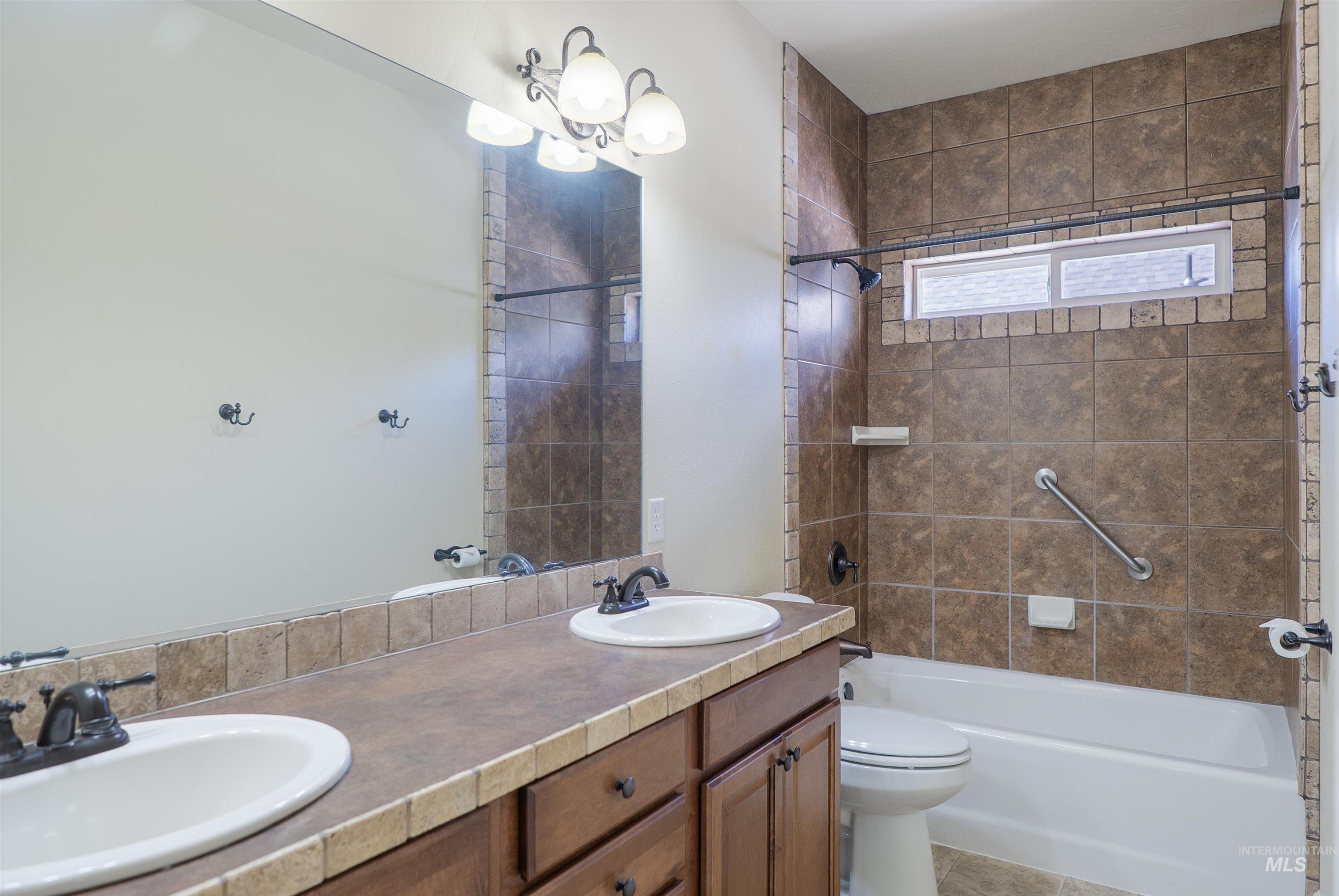 1861 Canyon Park Ct, Twin Falls, Idaho 83301, 3 Bedrooms, 2.5 Bathrooms, Residential For Sale, Price $599,900,MLS 99002789