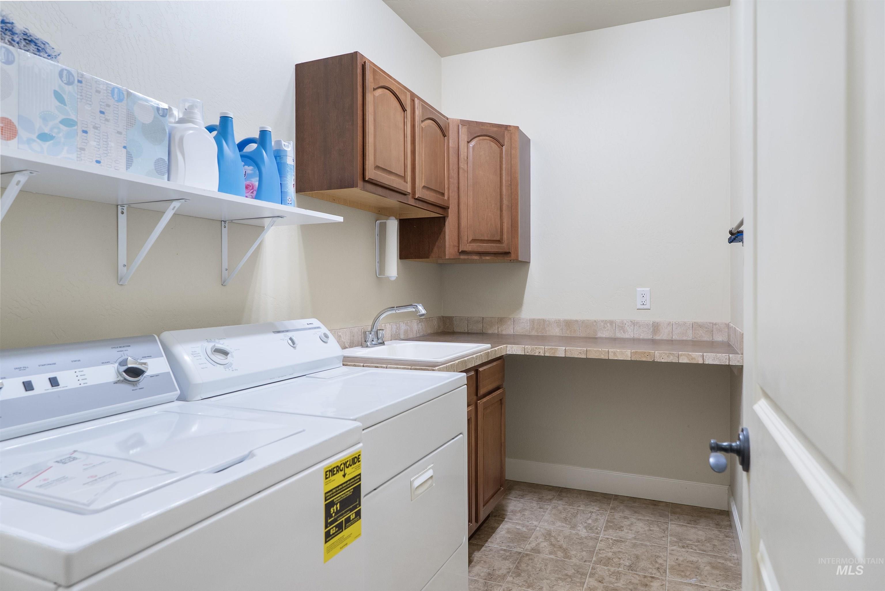 1861 Canyon Park Ct, Twin Falls, Idaho 83301, 3 Bedrooms, 2.5 Bathrooms, Residential For Sale, Price $599,900,MLS 99002789