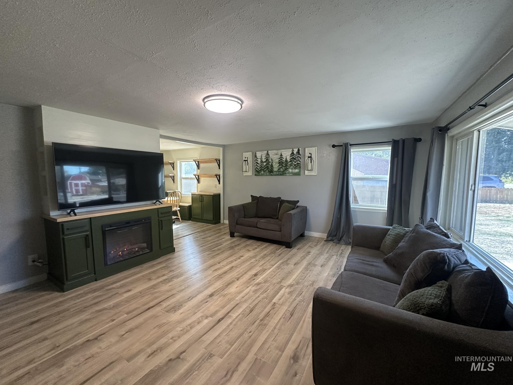 1810 Allen Ave, Fruitland, Idaho 83619, 3 Bedrooms, 1 Bathroom, Residential For Sale, Price $290,000,MLS 99002796