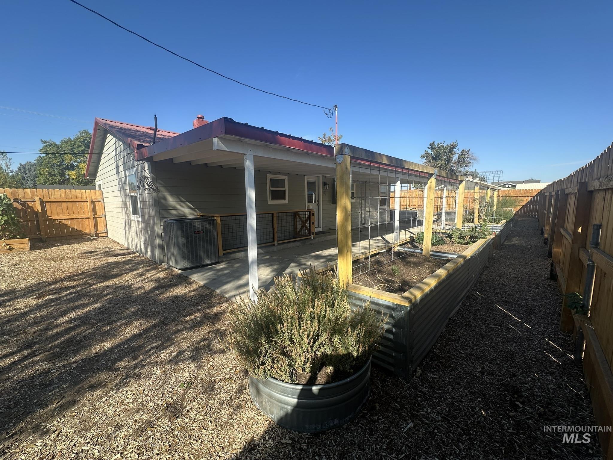 1810 Allen Ave, Fruitland, Idaho 83619, 3 Bedrooms, 1 Bathroom, Residential For Sale, Price $290,000,MLS 99002796