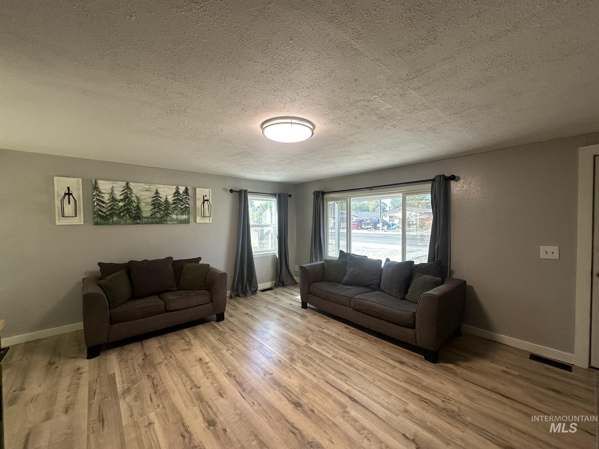 1810 Allen Ave, Fruitland, Idaho 83619, 3 Bedrooms, 1 Bathroom, Residential For Sale, Price $290,000,MLS 99002796