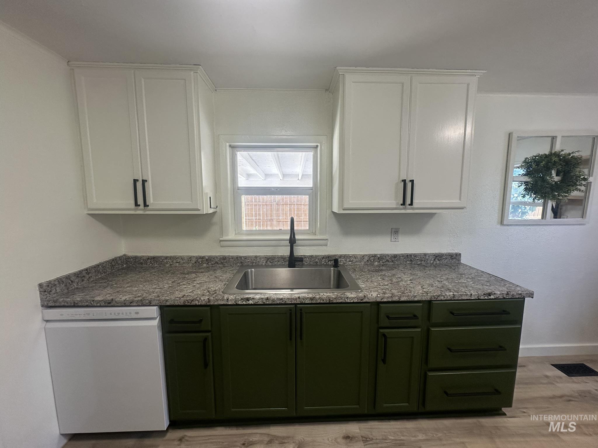 1810 Allen Ave, Fruitland, Idaho 83619, 3 Bedrooms, 1 Bathroom, Residential For Sale, Price $290,000,MLS 99002796