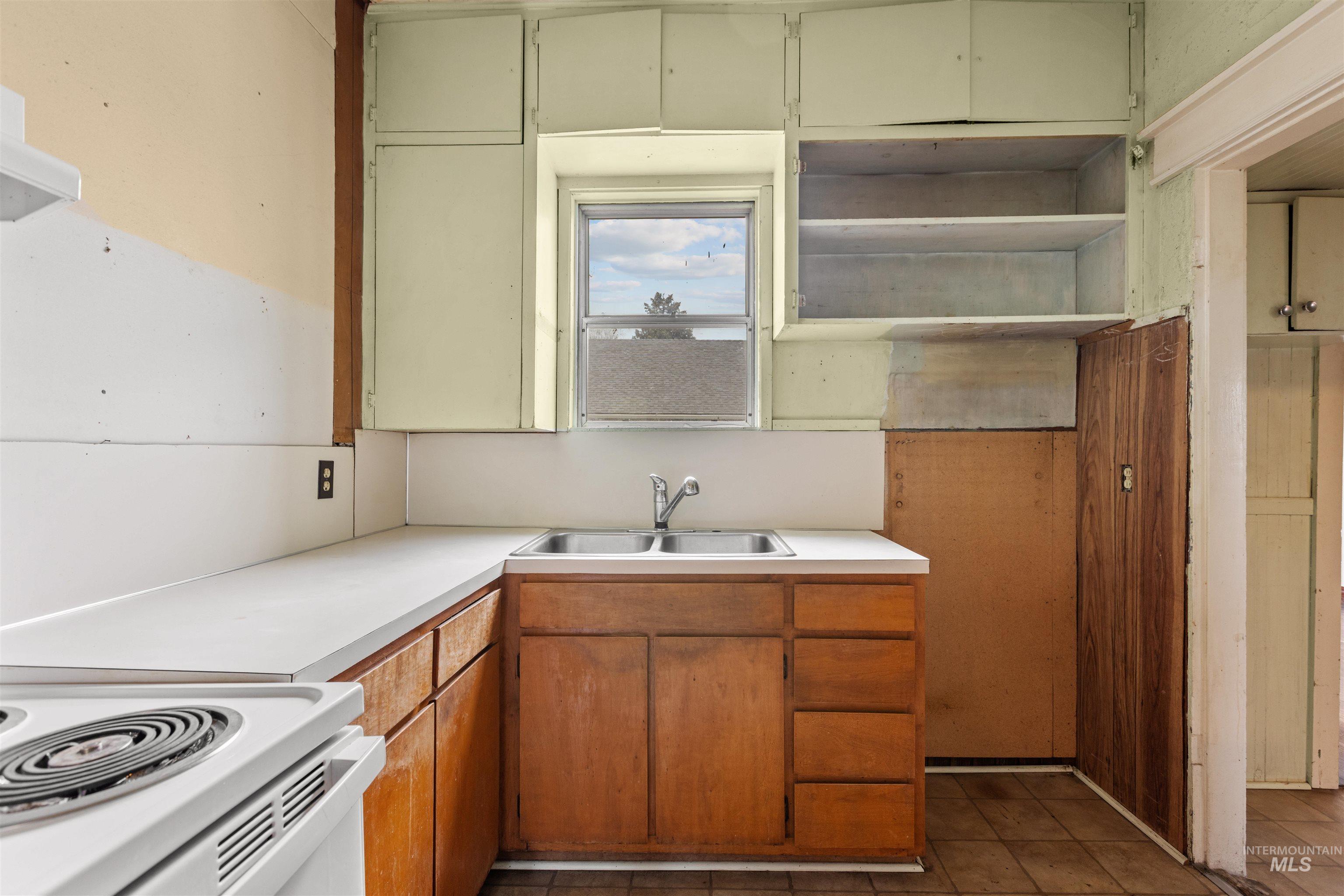 928 W 4th St, Weiser, Idaho 83672, 3 Bedrooms, 1 Bathroom, Residential For Sale, Price $205,000,MLS 99002797
