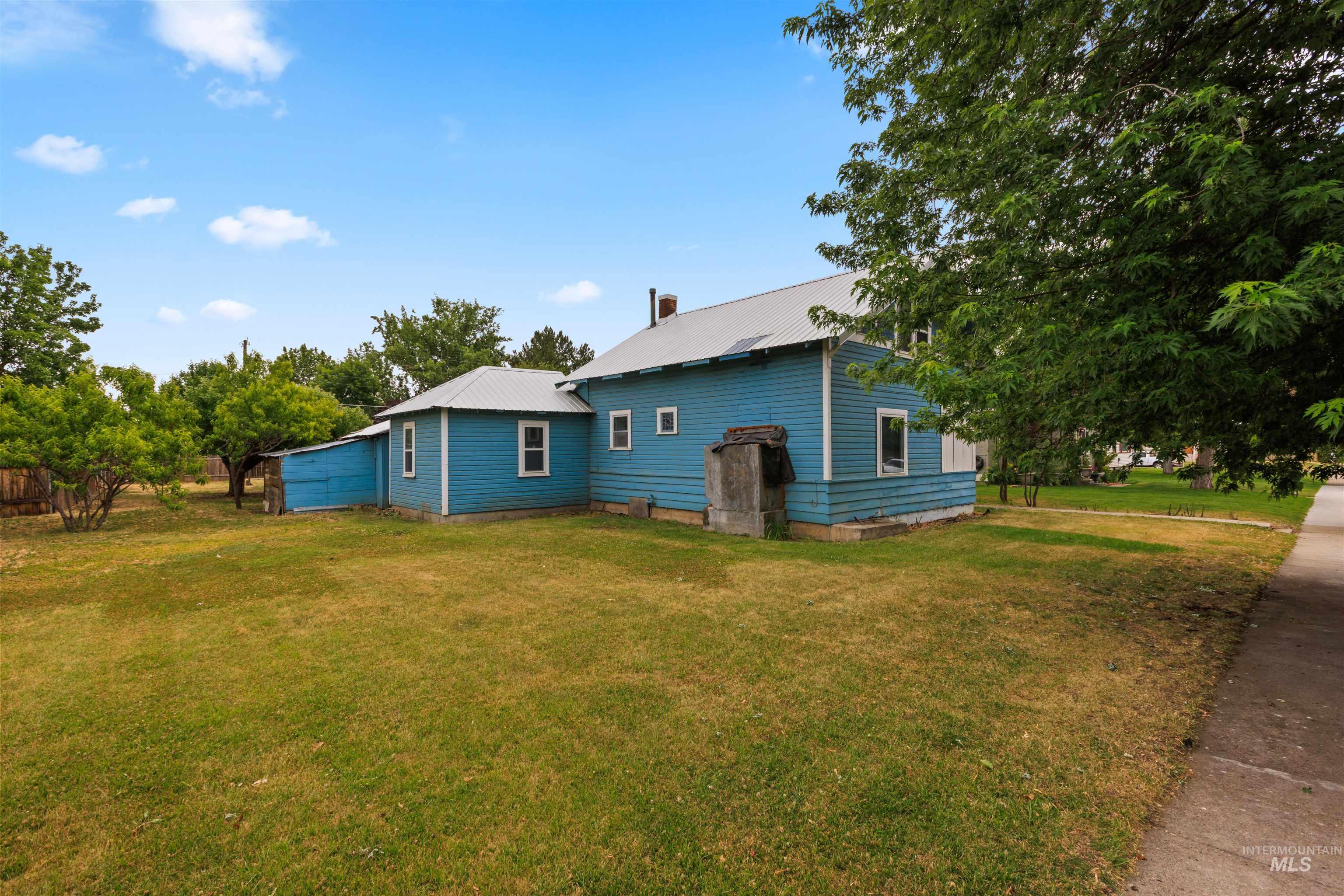 928 W 4th St, Weiser, Idaho 83672, 3 Bedrooms, 1 Bathroom, Residential For Sale, Price $205,000,MLS 99002797