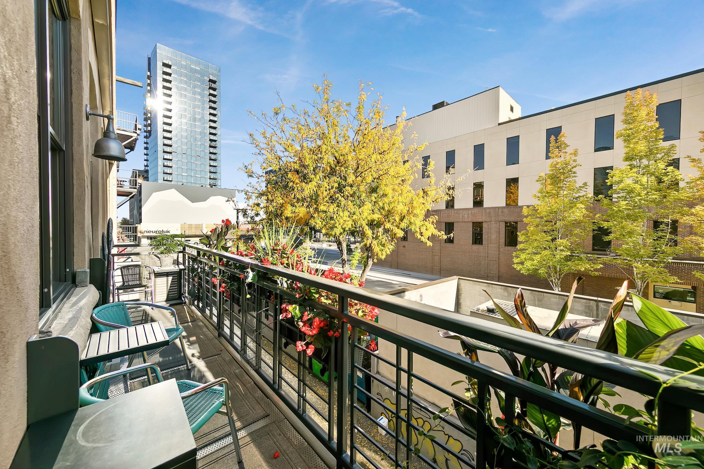 101 N 10th St, Boise, Idaho 83702, 1 Bedroom, 1 Bathroom, Residential For Sale, Price $639,000, 99002798