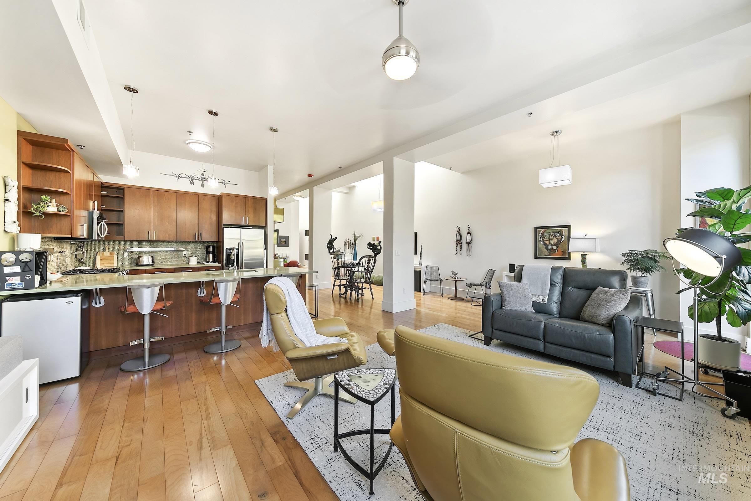 101 N 10th St, Boise, Idaho 83702, 1 Bedroom, 1 Bathroom, Residential For Sale, Price $639,000, 99002798