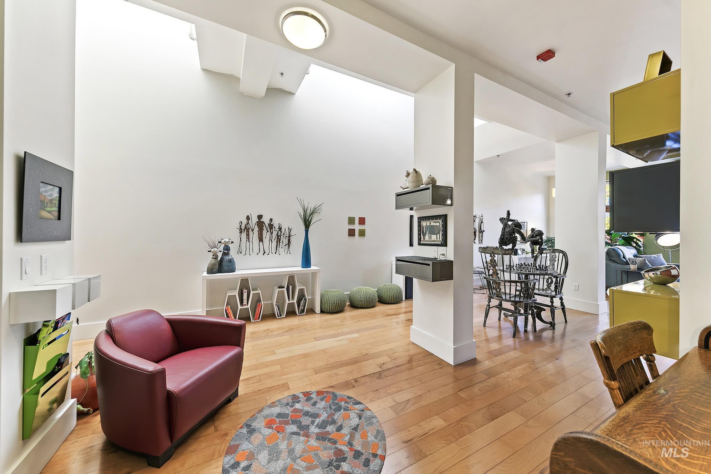 101 N 10th St, Boise, Idaho 83702, 1 Bedroom, 1 Bathroom, Residential For Sale, Price $639,000, 99002798