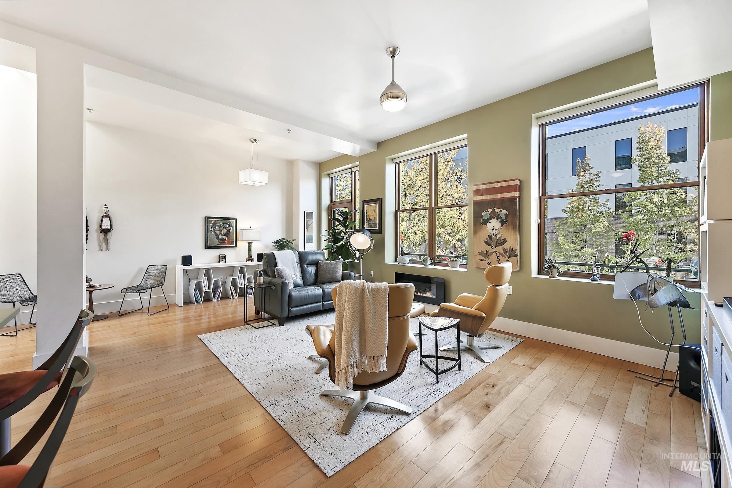101 N 10th St, Boise, Idaho 83702, 1 Bedroom, 1 Bathroom, Residential For Sale, Price $639,000, 99002798