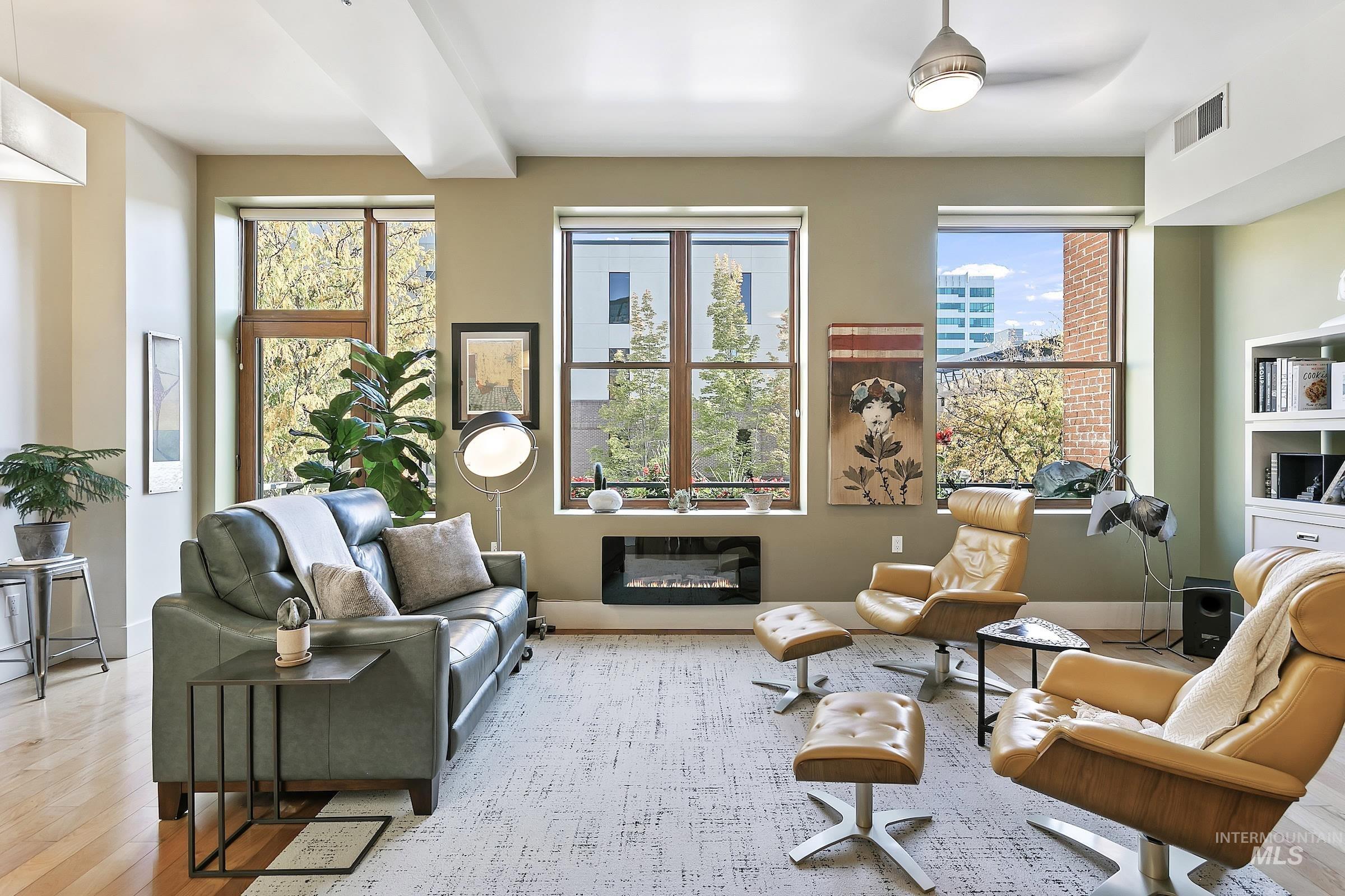 101 N 10th St, Boise, Idaho 83702, 1 Bedroom, 1 Bathroom, Residential For Sale, Price $639,000, 99002798