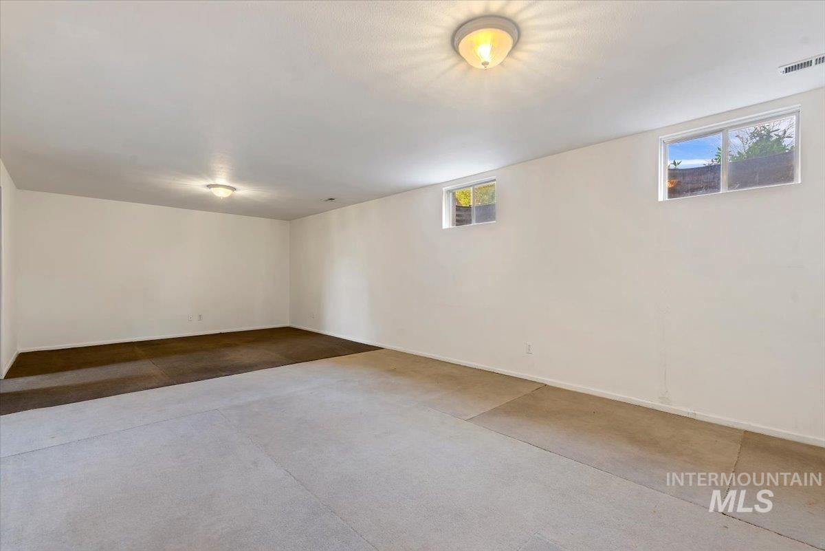 4828 W Kootenai Street, Boise, Idaho 83705, 4 Bedrooms, 1.5 Bathrooms, Residential For Sale, Price $724,900,MLS 99002807