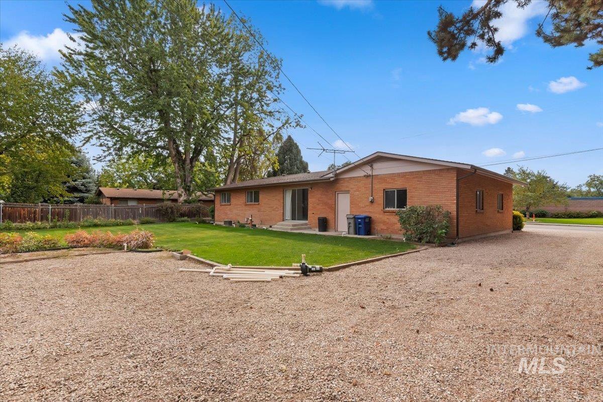4828 W Kootenai Street, Boise, Idaho 83705, 4 Bedrooms, 1.5 Bathrooms, Residential For Sale, Price $724,900,MLS 99002807