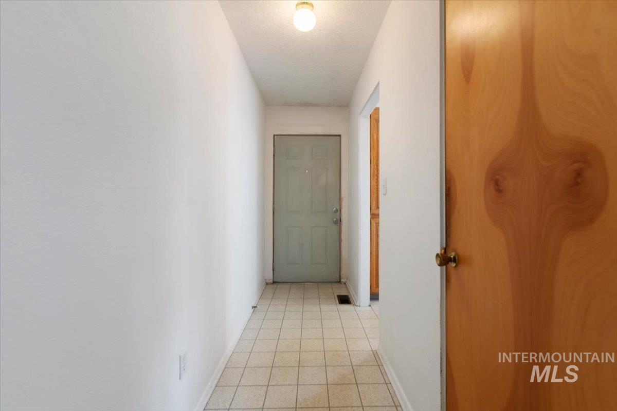 4828 W Kootenai Street, Boise, Idaho 83705, 4 Bedrooms, 1.5 Bathrooms, Residential For Sale, Price $724,900,MLS 99002807