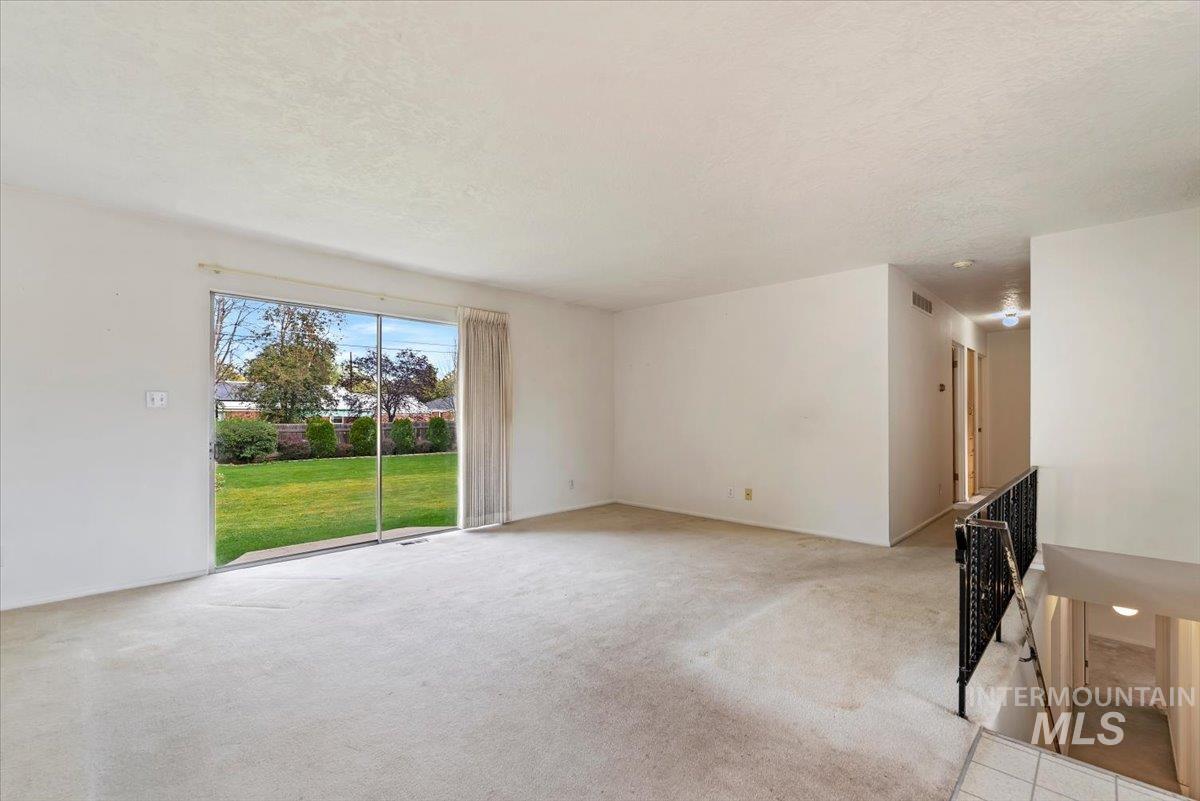4828 W Kootenai Street, Boise, Idaho 83705, 4 Bedrooms, 13 Rooms, Business/Commercial For Sale, Price $724,900,MLS 99002808