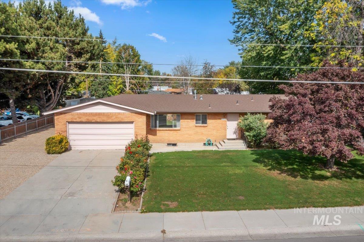 4828 W Kootenai Street, Boise, Idaho 83705, 4 Bedrooms, 13 Rooms, Business/Commercial For Sale, Price $724,900,MLS 99002808