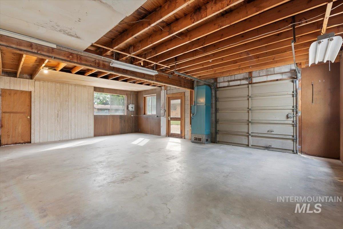 4828 W Kootenai Street, Boise, Idaho 83705, 4 Bedrooms, 13 Rooms, Business/Commercial For Sale, Price $724,900,MLS 99002808