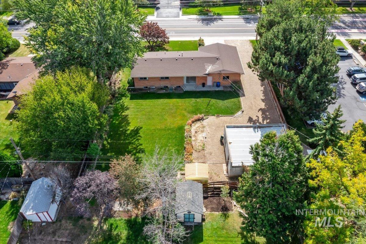4828 W Kootenai Street, Boise, Idaho 83705, 4 Bedrooms, 13 Rooms, Business/Commercial For Sale, Price $724,900,MLS 99002808