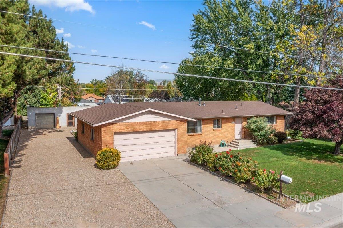 4828 W Kootenai Street, Boise, Idaho 83705, 4 Bedrooms, 13 Rooms, Business/Commercial For Sale, Price $724,900,MLS 99002808