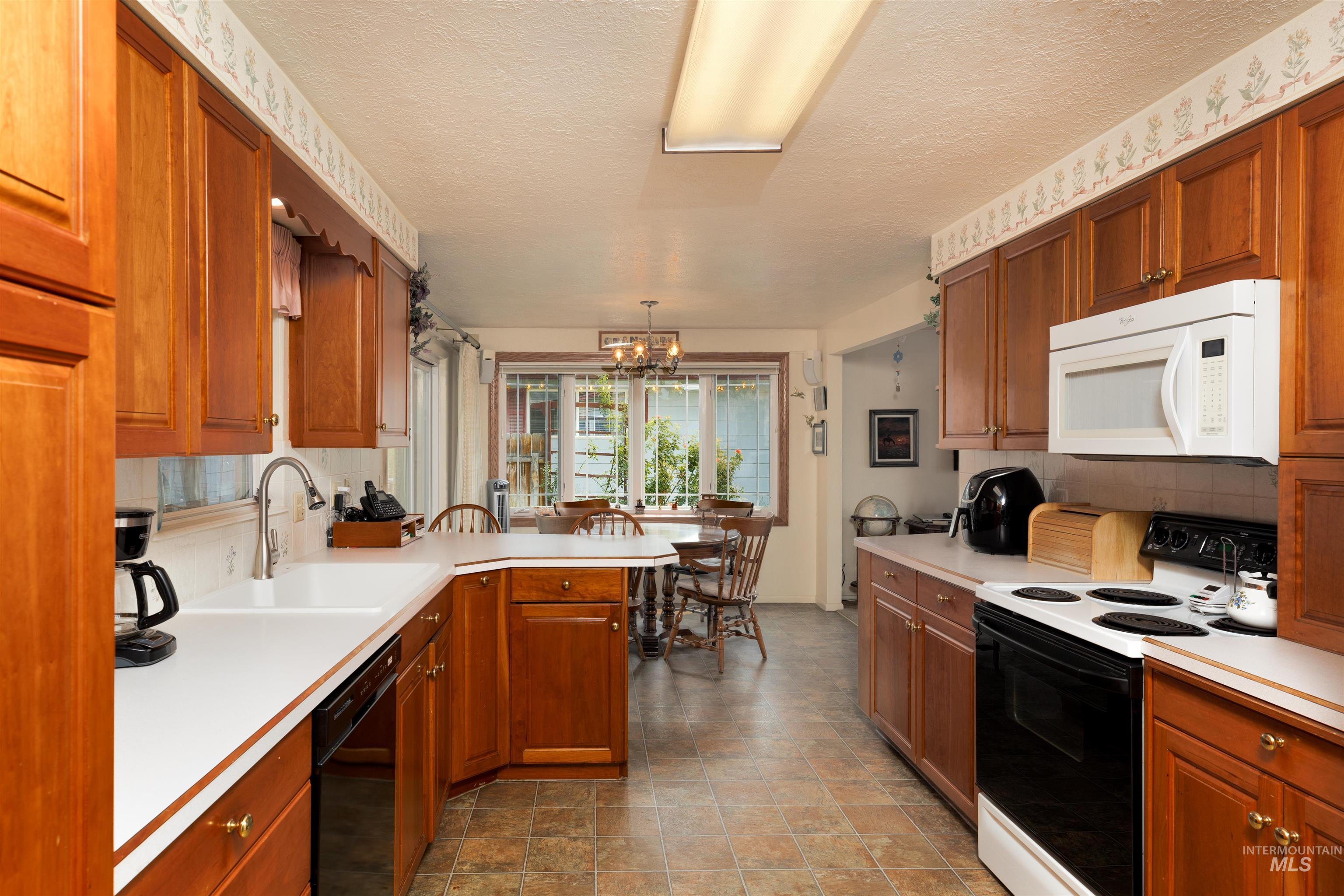 10822 W Bodley St, Boise, Idaho 83709, 4 Bedrooms, 3 Bathrooms, Residential For Sale, Price $499,900,MLS 99002811