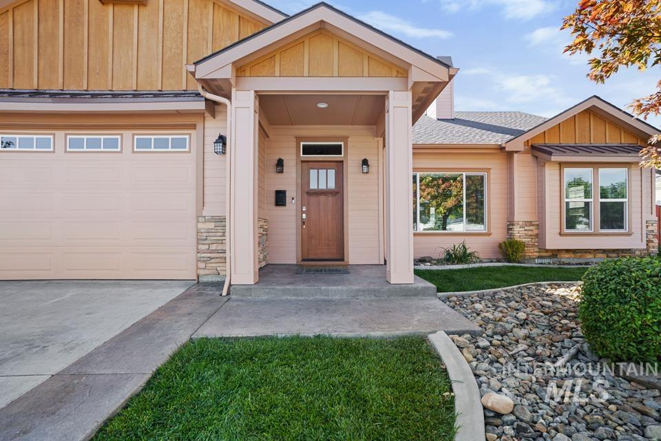 204 E Mckinley St., New Plymouth, Idaho 83655, 3 Bedrooms, 2 Bathrooms, Residential For Sale, Price $459,900,MLS 99002813