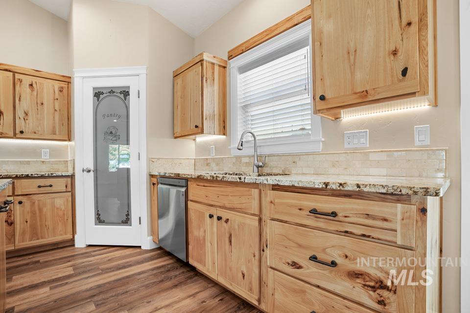 204 E Mckinley St., New Plymouth, Idaho 83655, 3 Bedrooms, 2 Bathrooms, Residential For Sale, Price $459,900,MLS 99002813
